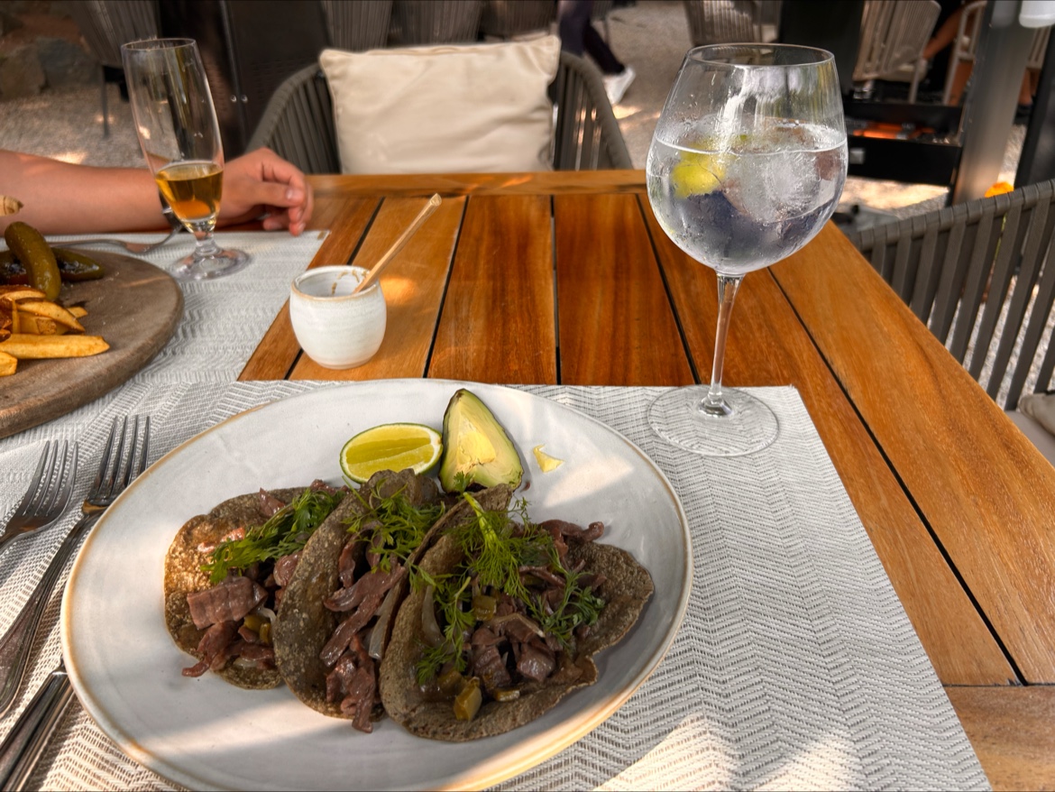 Mesa de Origen image 8