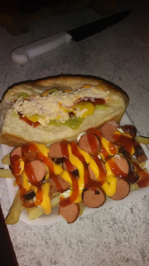 Hot Dog's MORENO image 1