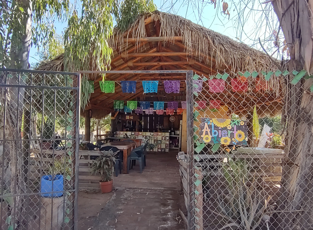 Los Tres Grandes restaurante image 1