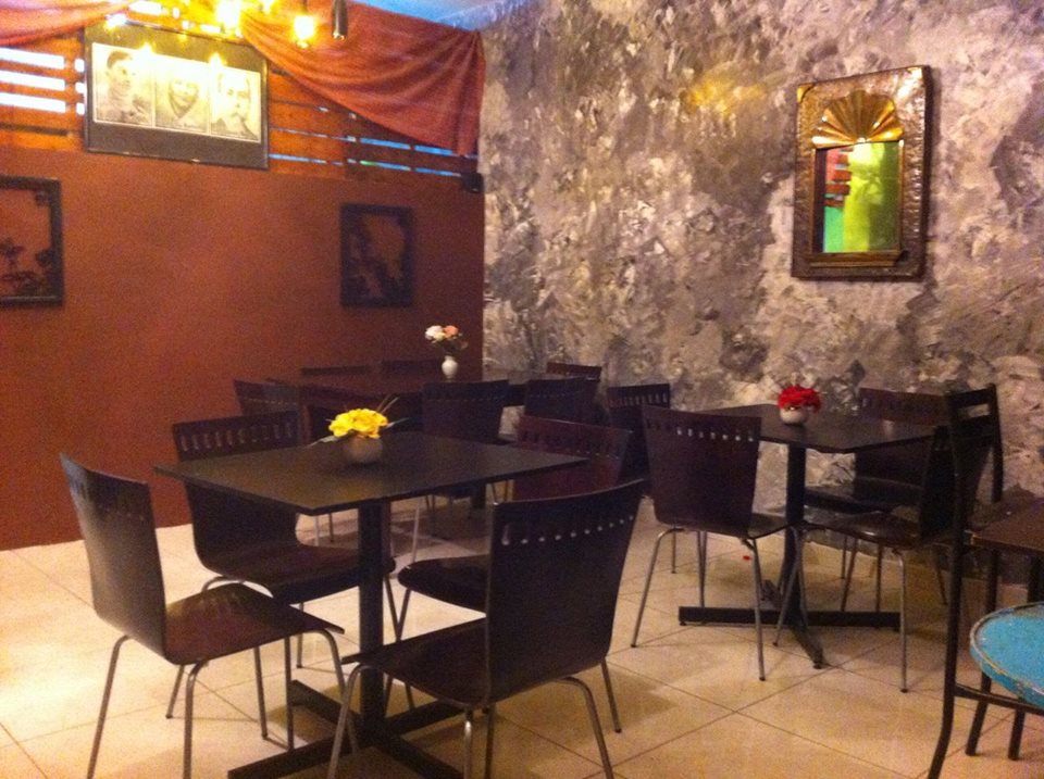 Los Tres Grandes restaurante image 5