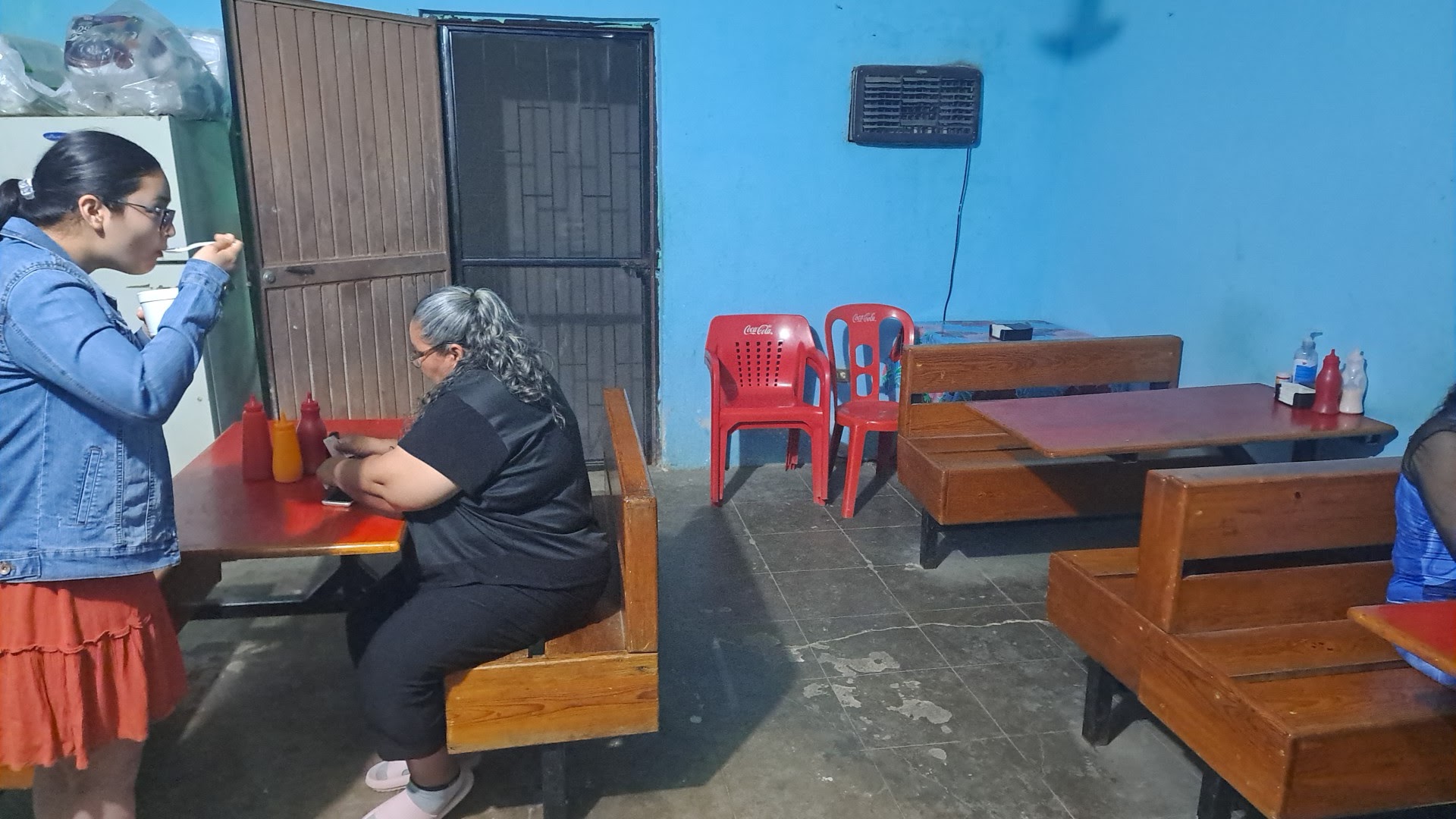 Hot Dogs El Cuate image 6