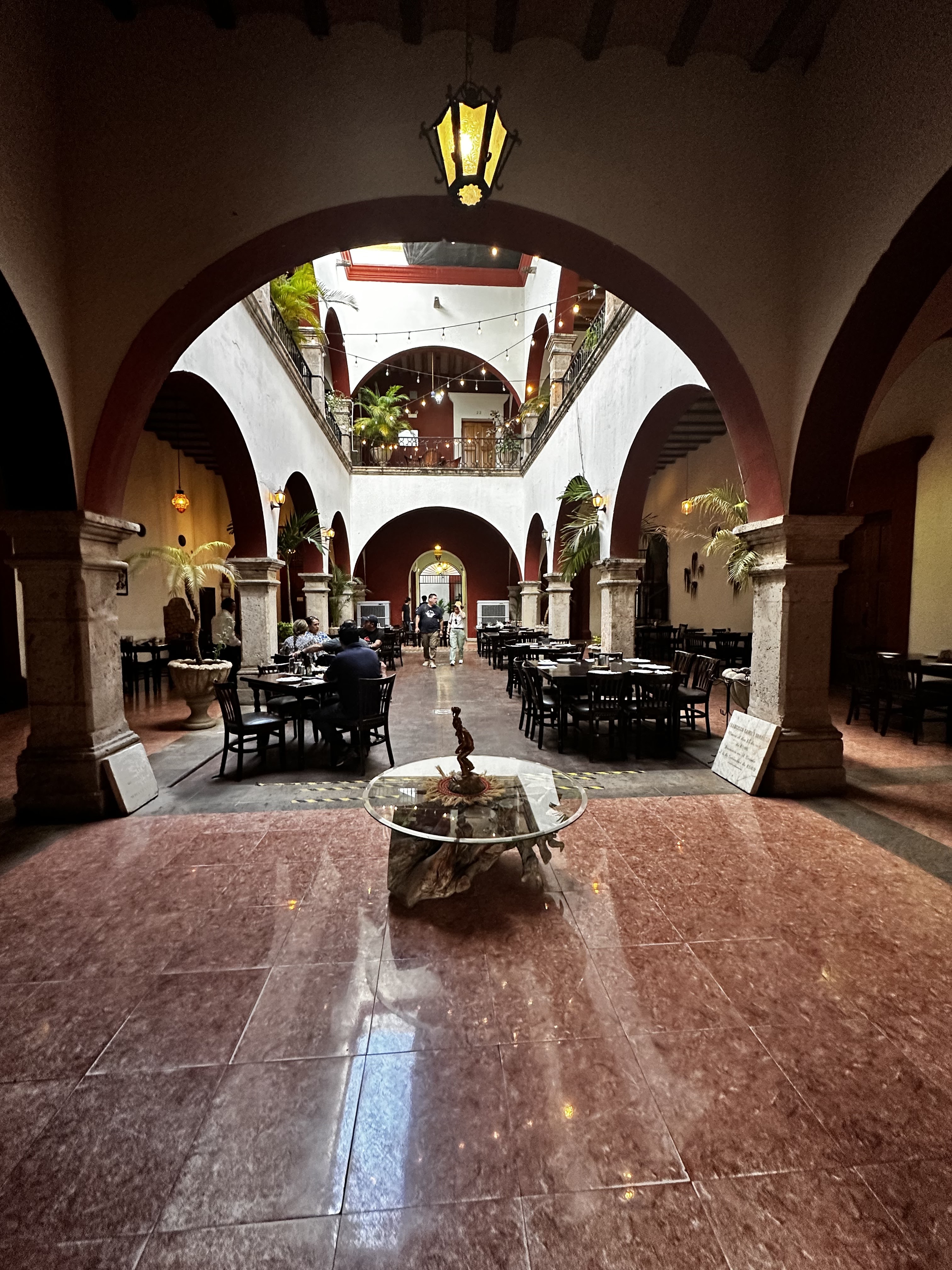 Mansion Orrantia Restaurant image 4