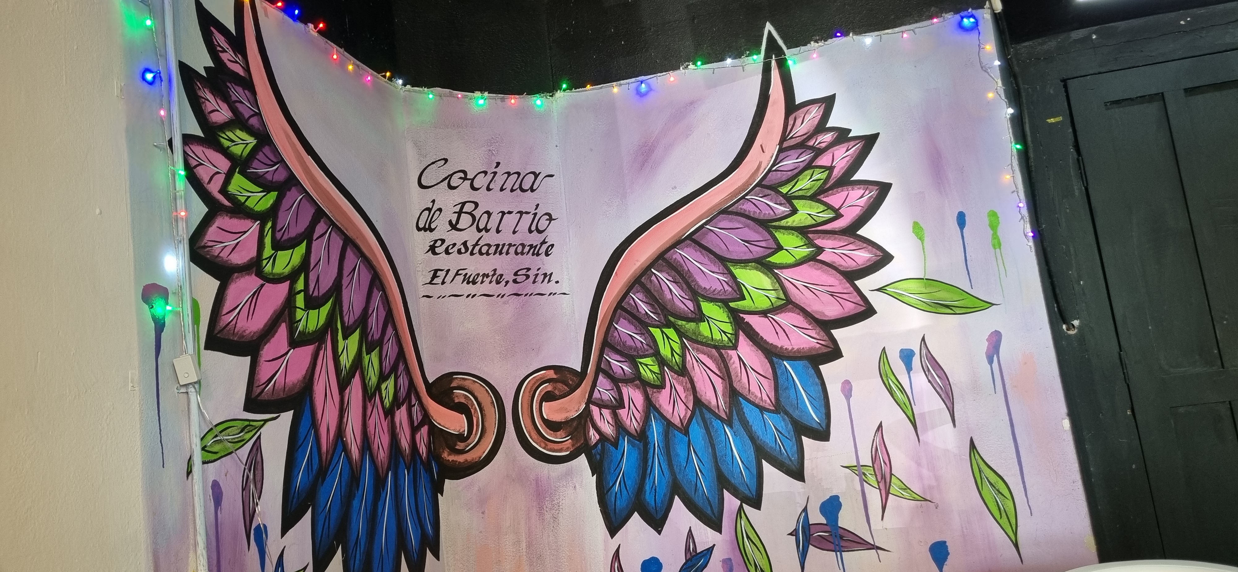 Cocina de Barrio Restaurant image 3