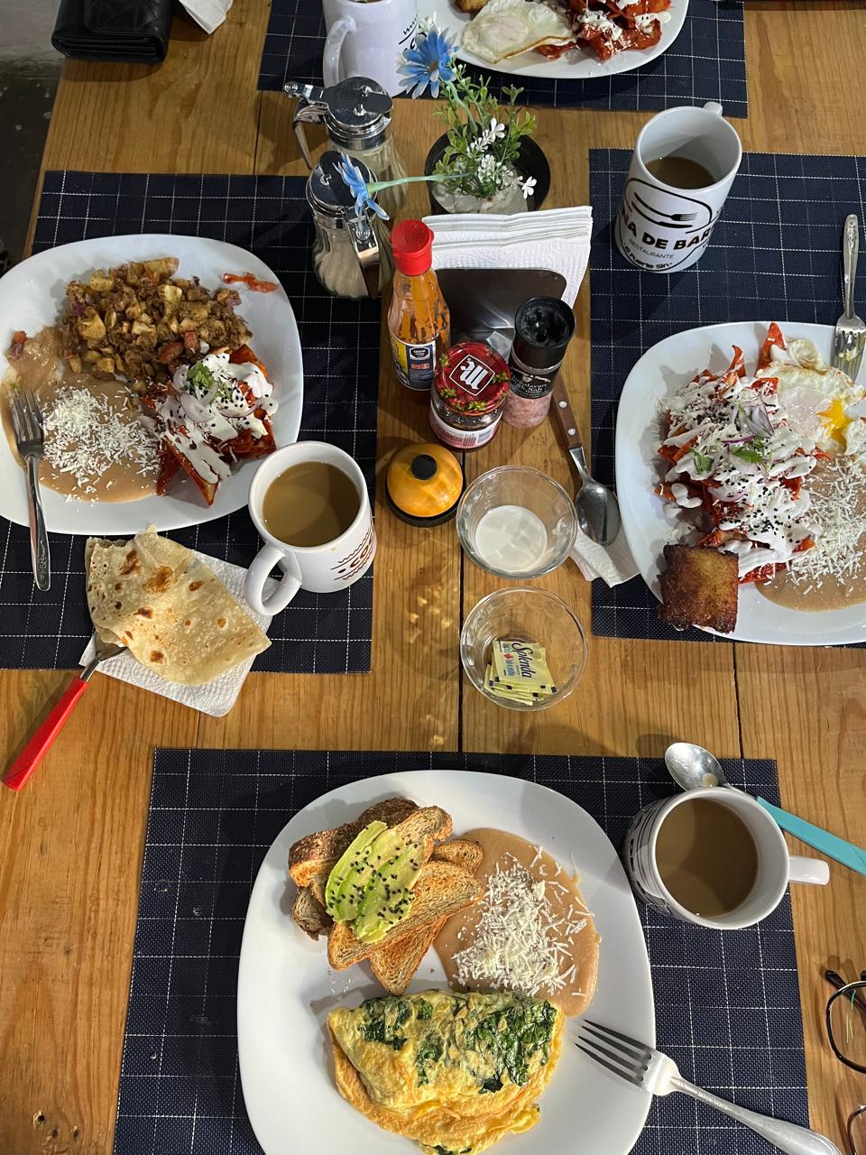 Cocina de Barrio Restaurant image 6