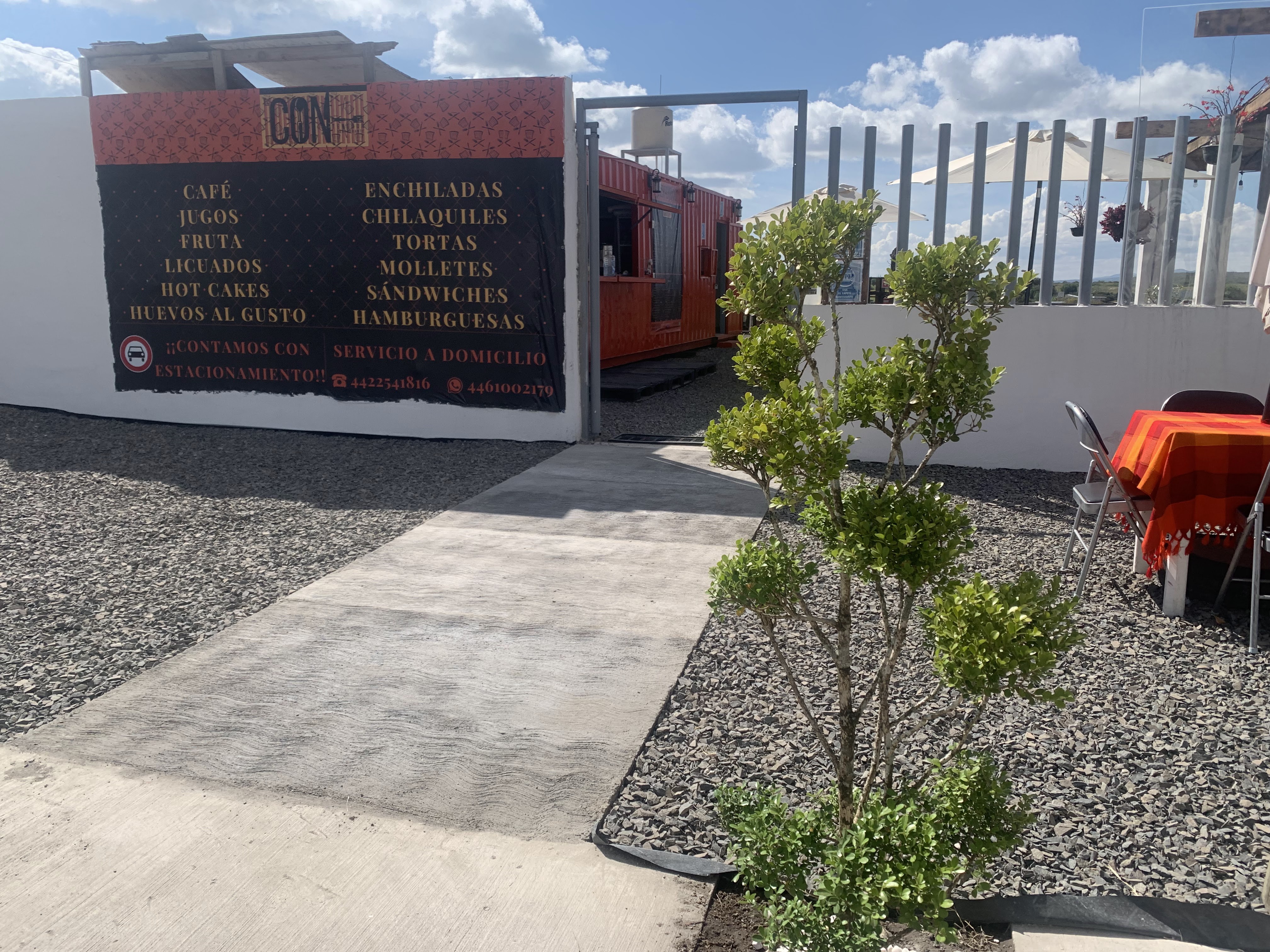 El Contenedor image 3