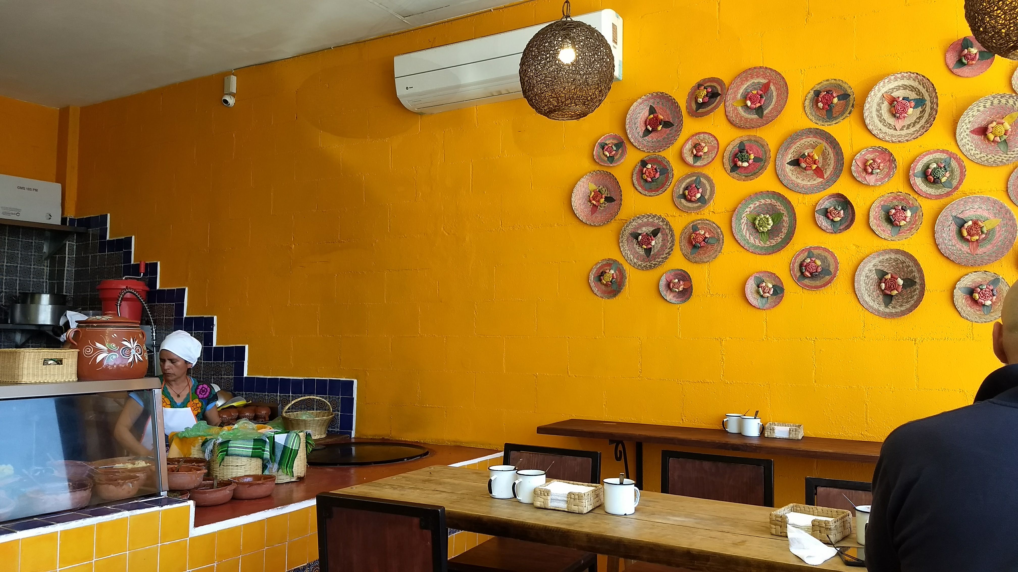 Currucucú Cocina Artesanal Mexicana image 1