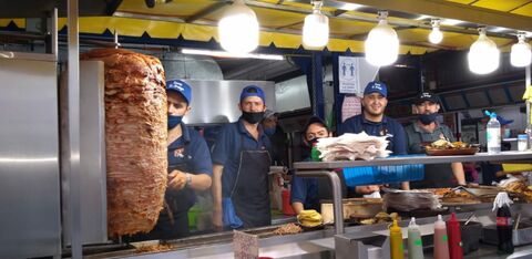 Taquería El Amigo image 1