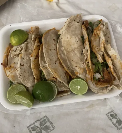La Gordita Feliz image 6