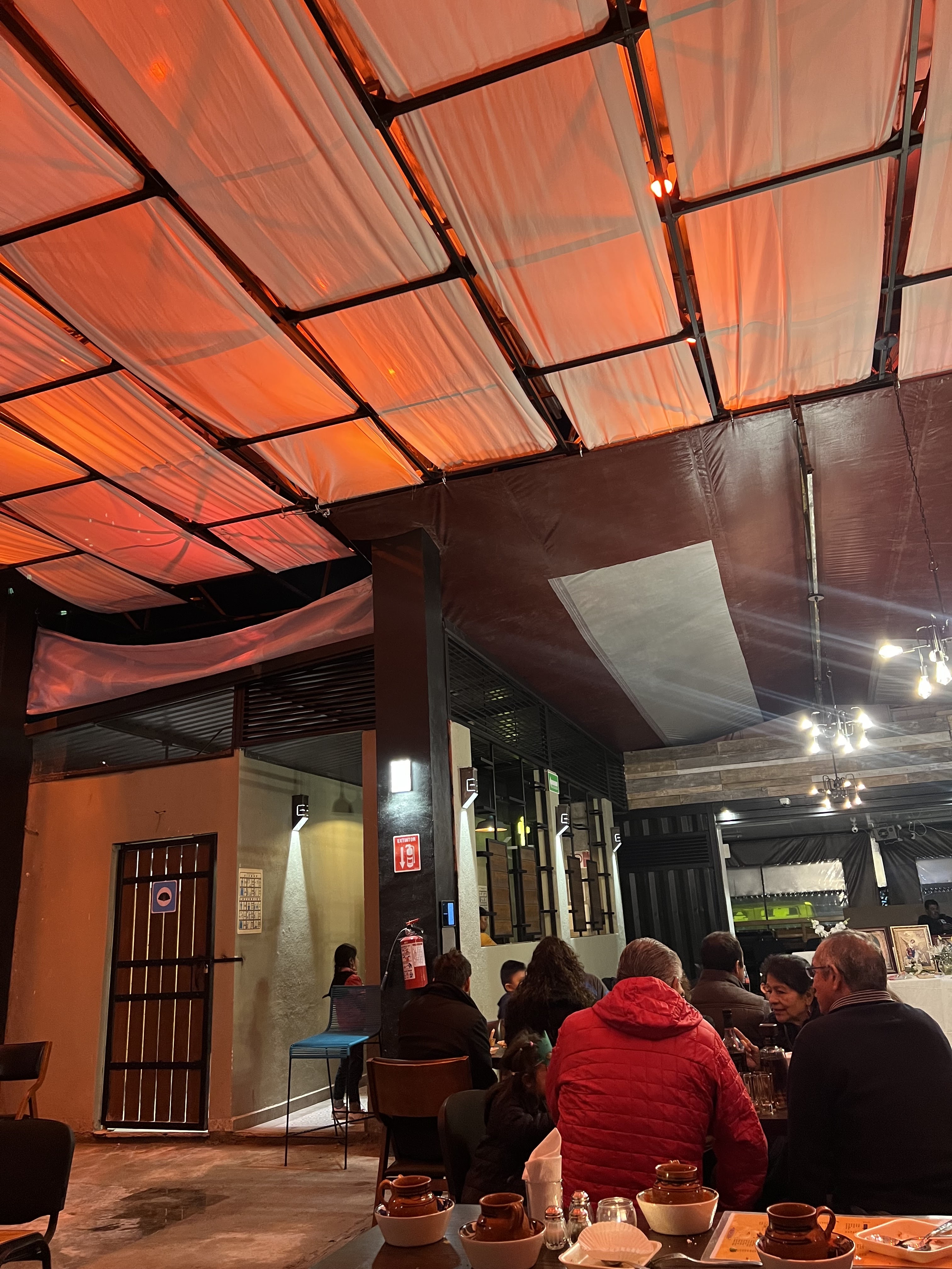 El asadero "refugio" image 9