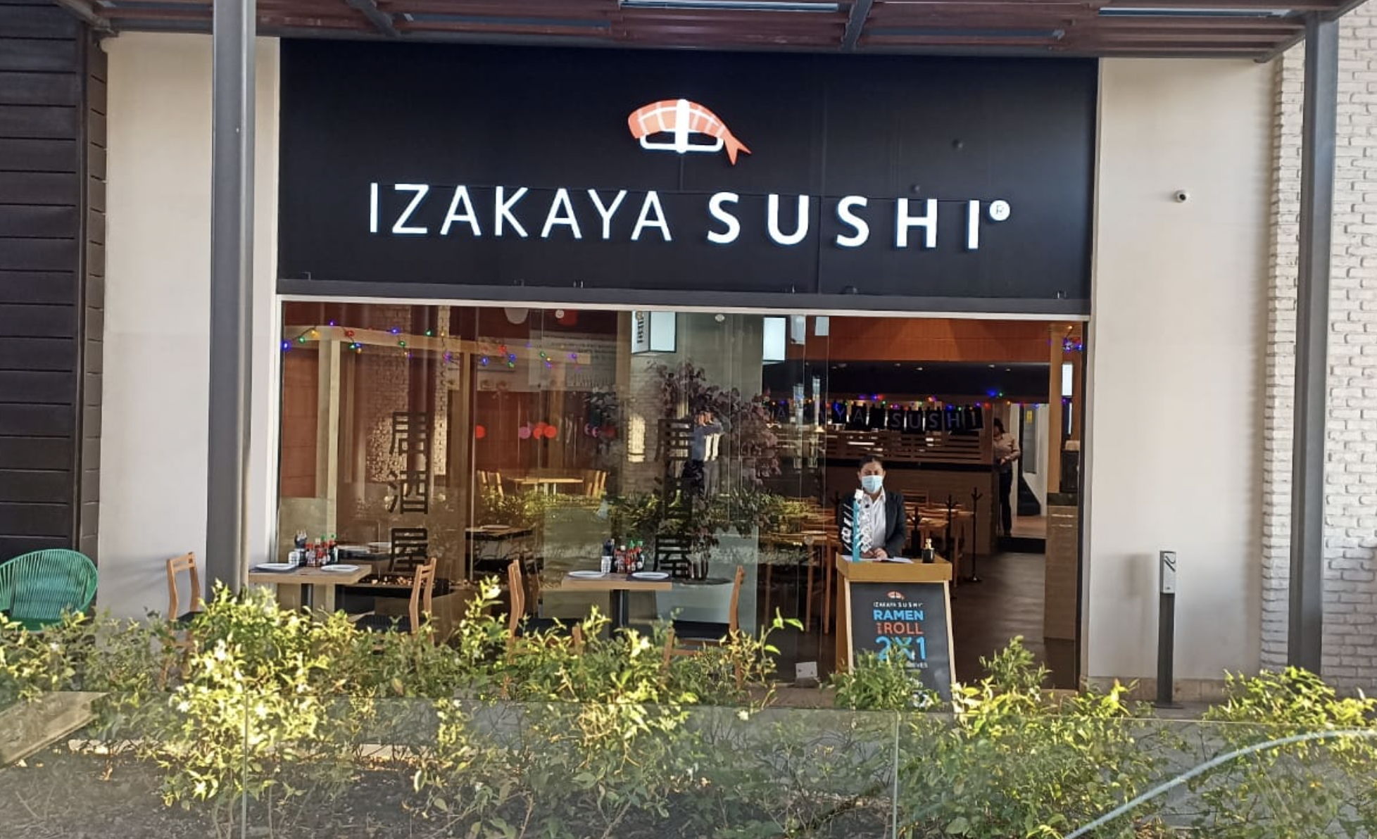 Izakaya Sushi Querétaro image 1