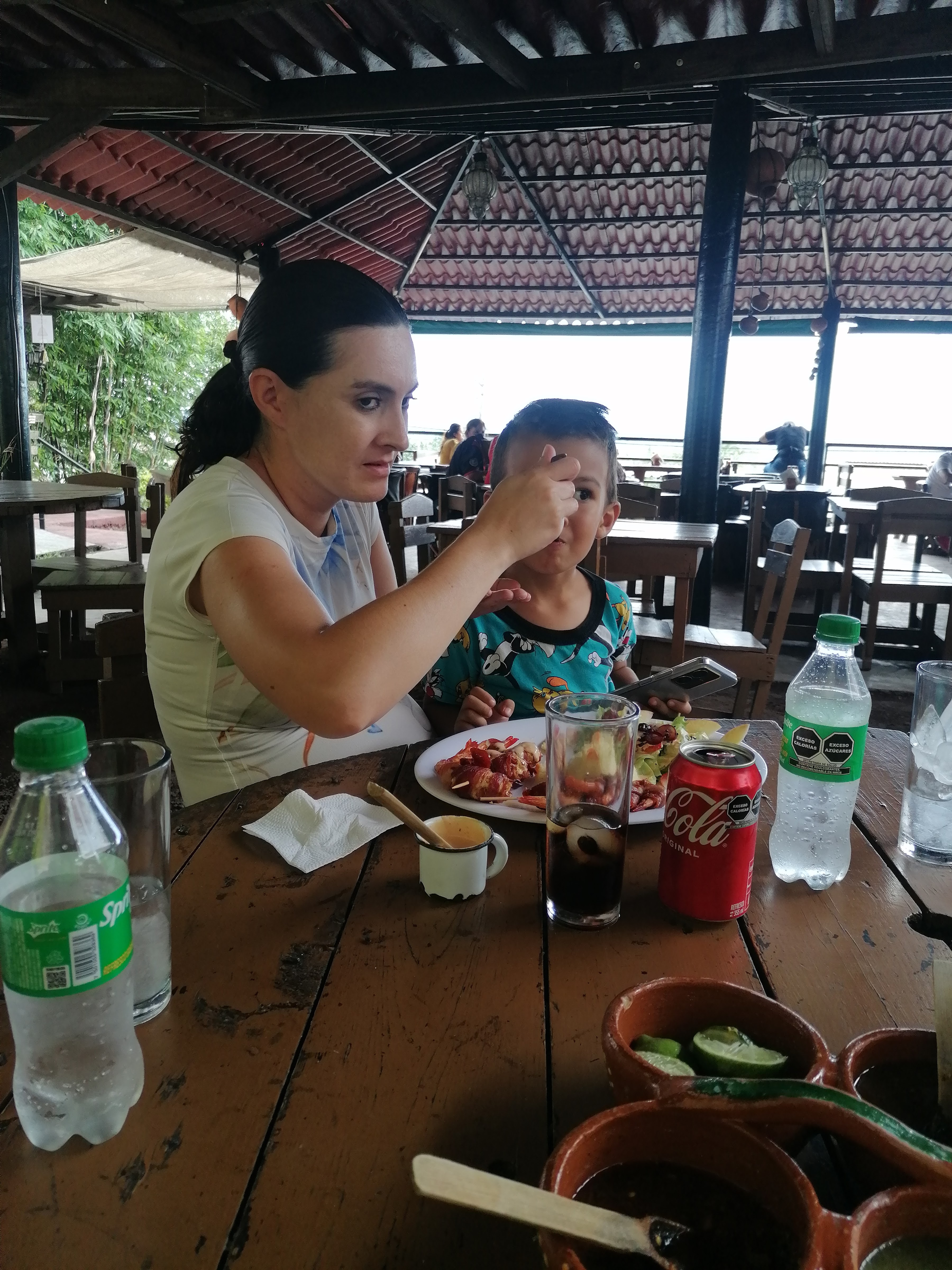 Asadero Rojo&Rojo image 9