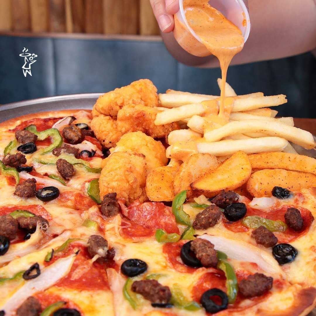 Amareto's Pizza Jamay image 3