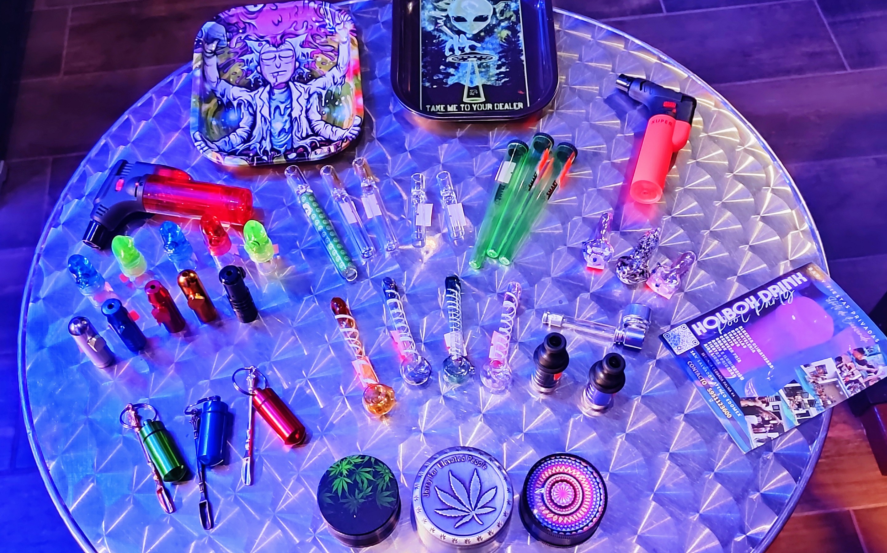 HOLBOX DRINK Pool Party image 4