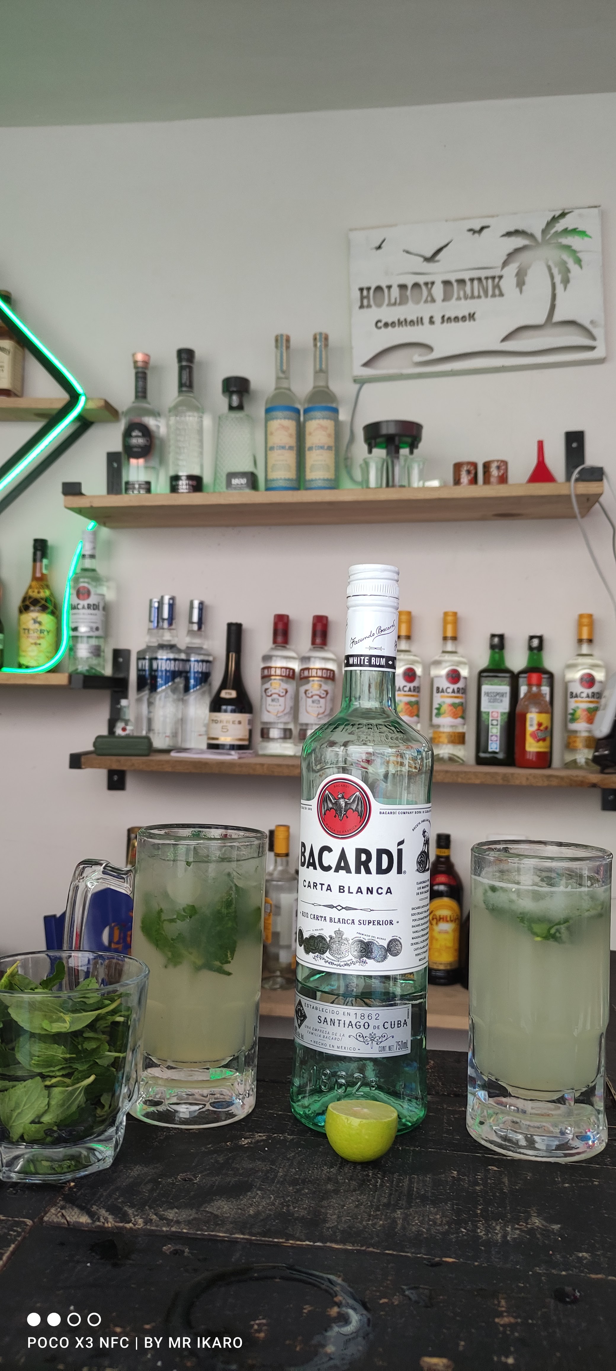 HOLBOX DRINK Pool Party image 6