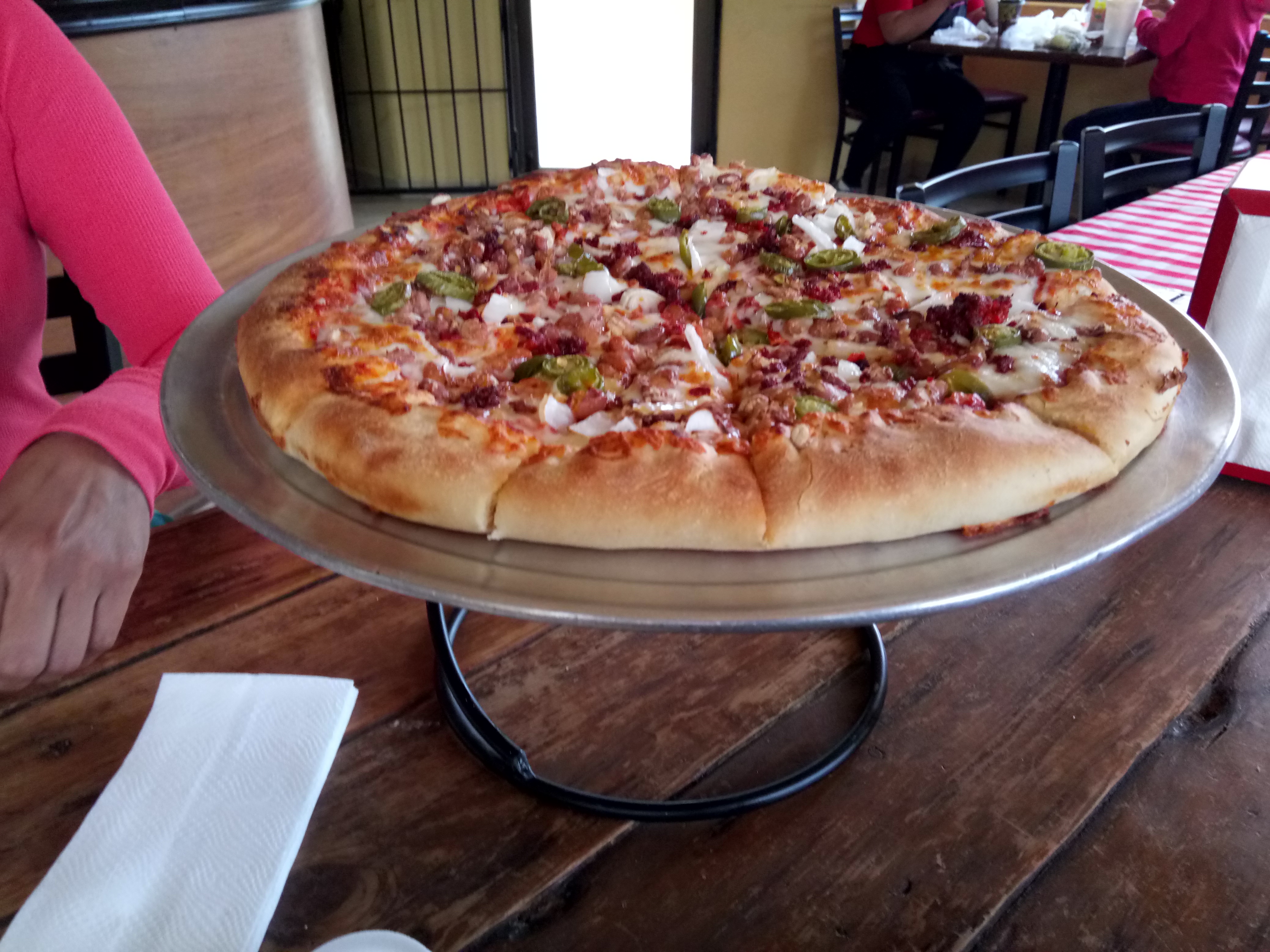 Mangiamos Pizza Sucursal Kilómetro 43 image 1