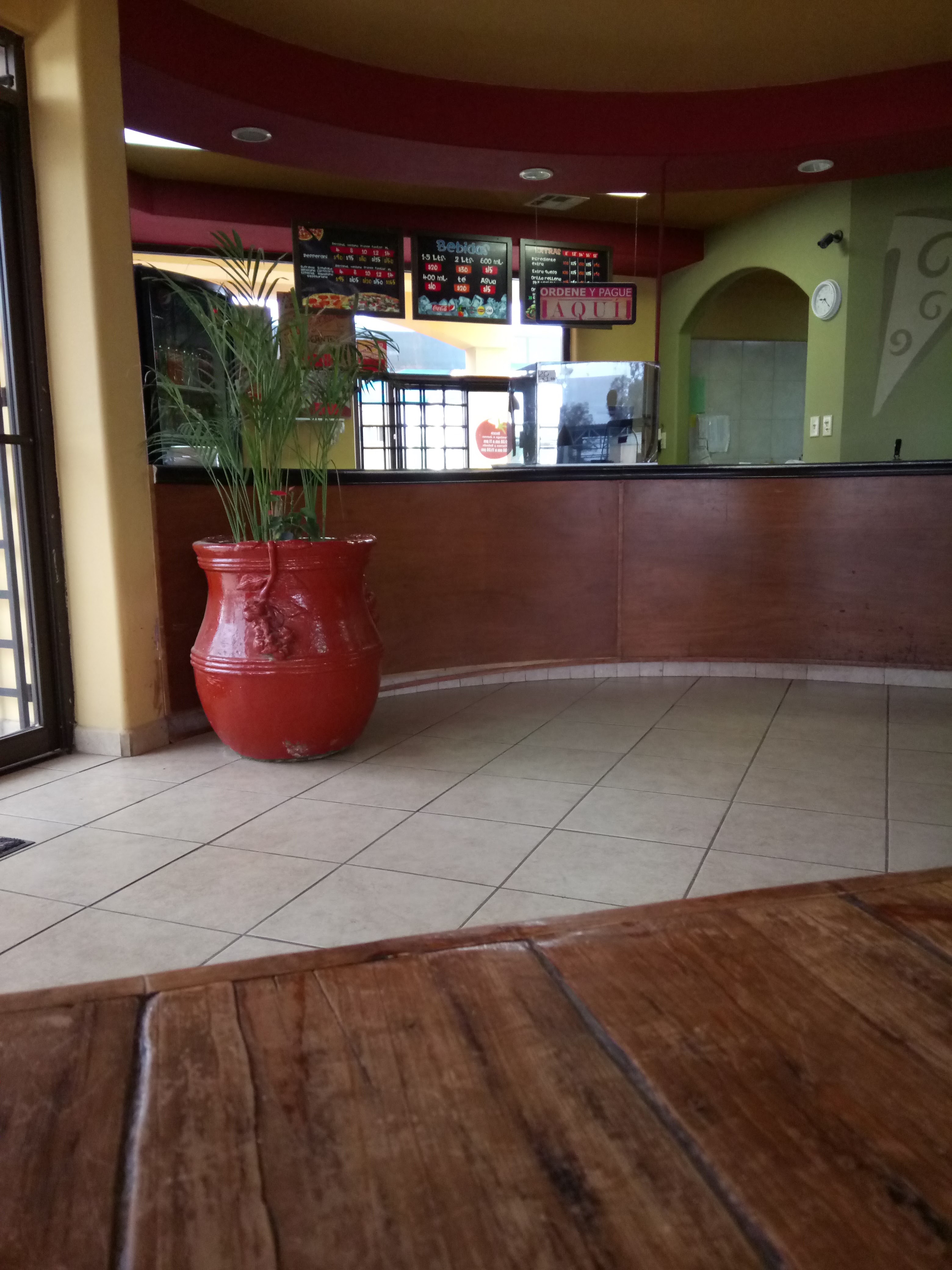 Mangiamos Pizza Sucursal Kilómetro 43 image 2