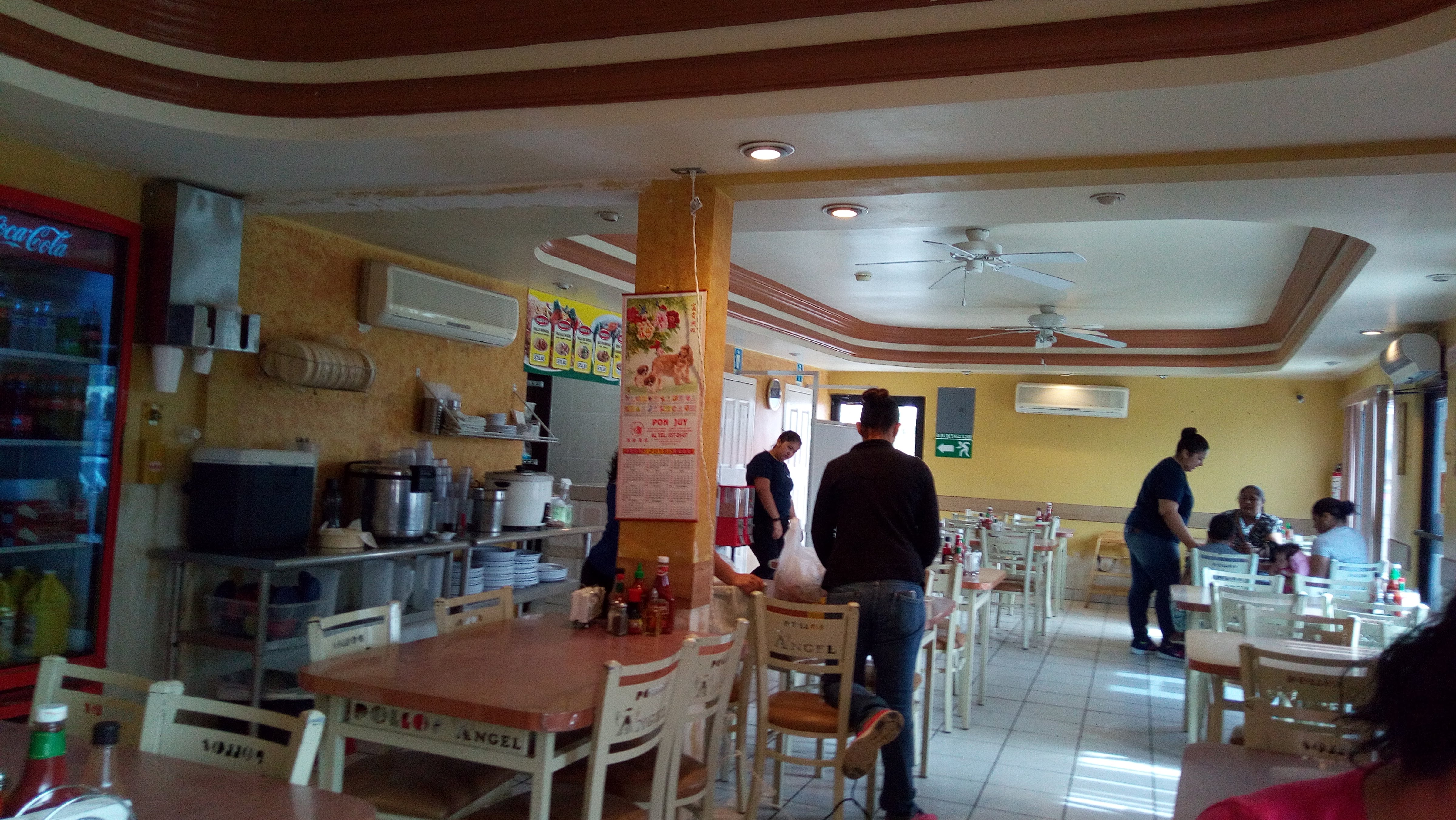 Pollos Angel image 2