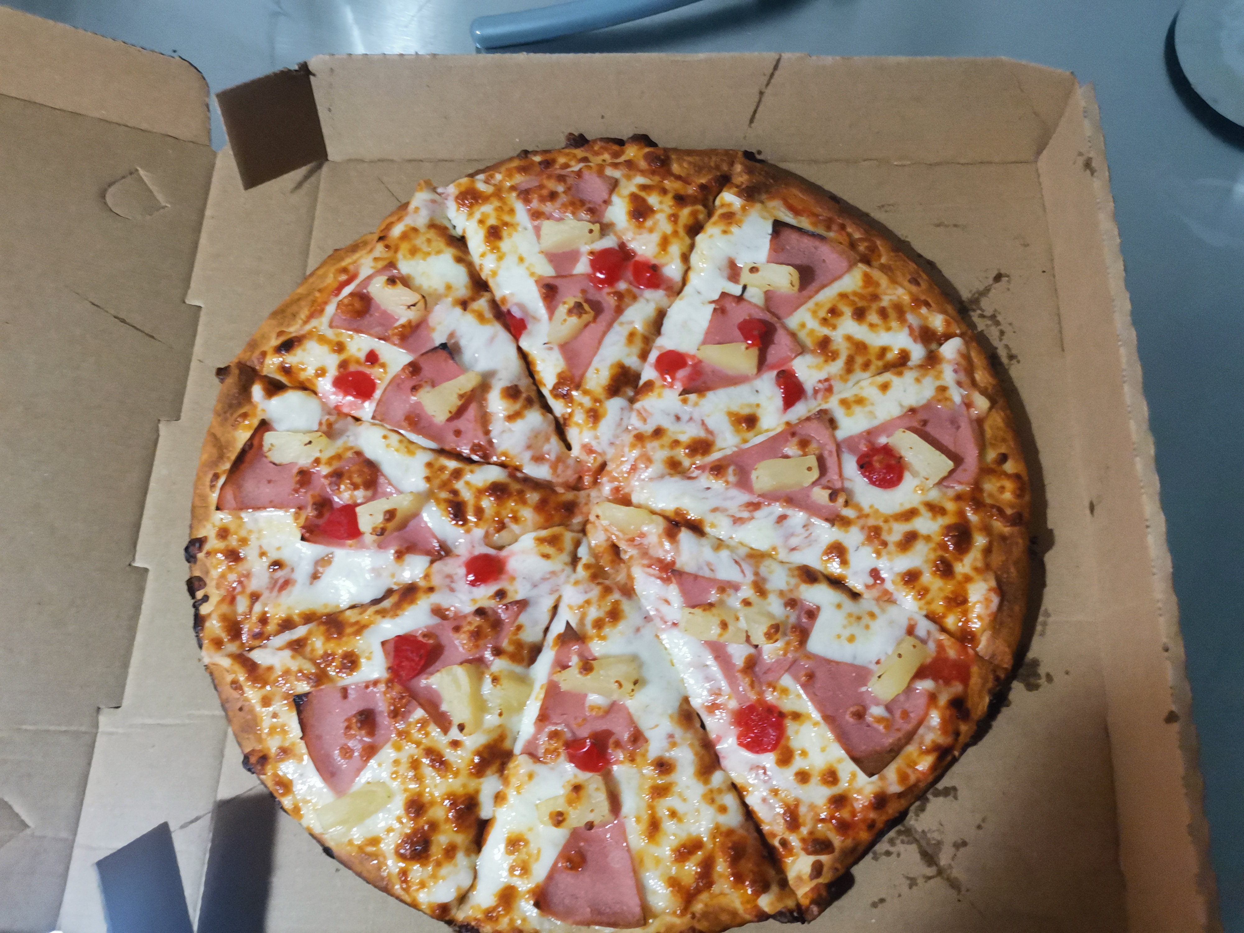 Pizzaroni pizza image 5