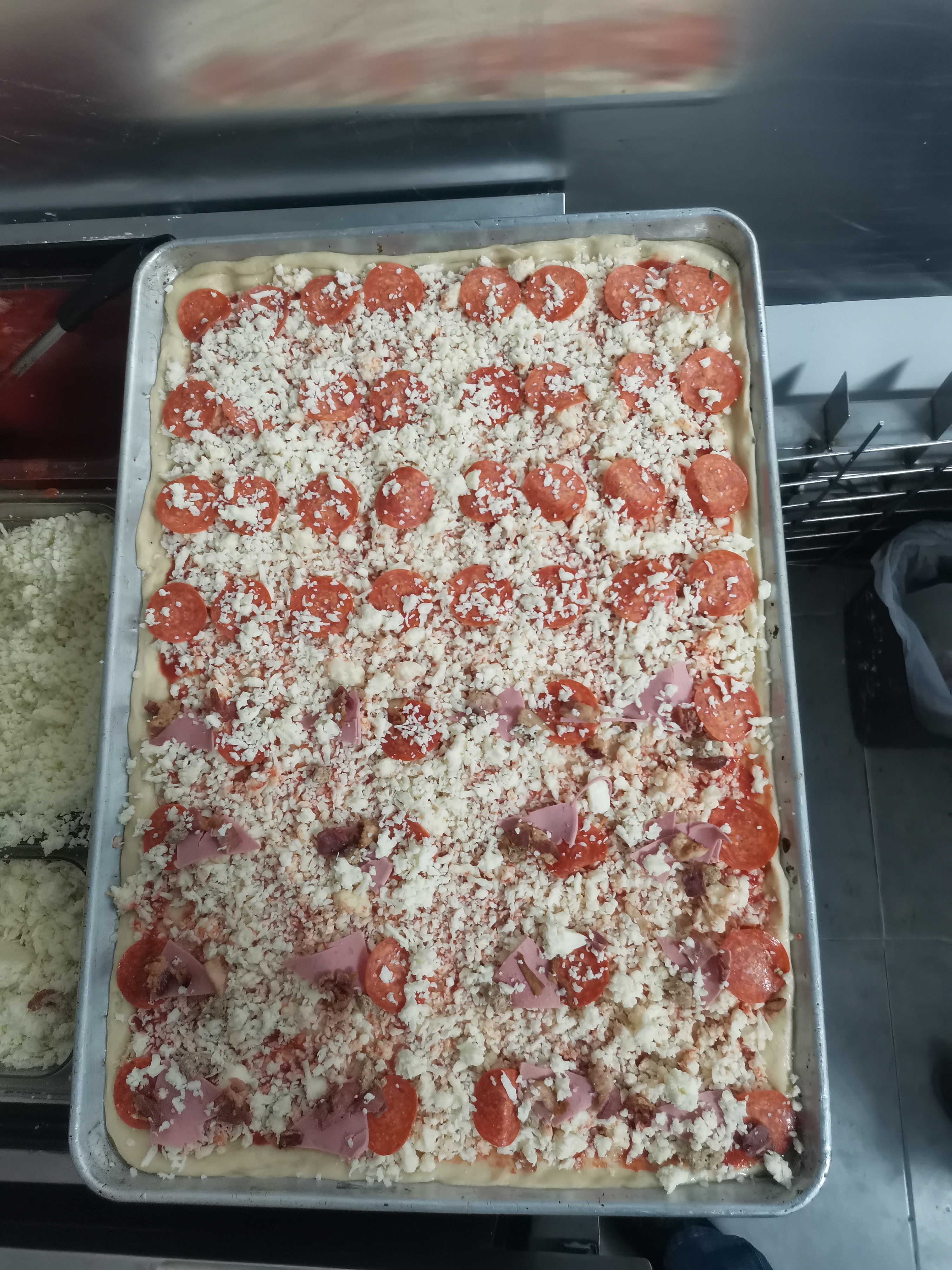 Pizzaroni pizza image 10