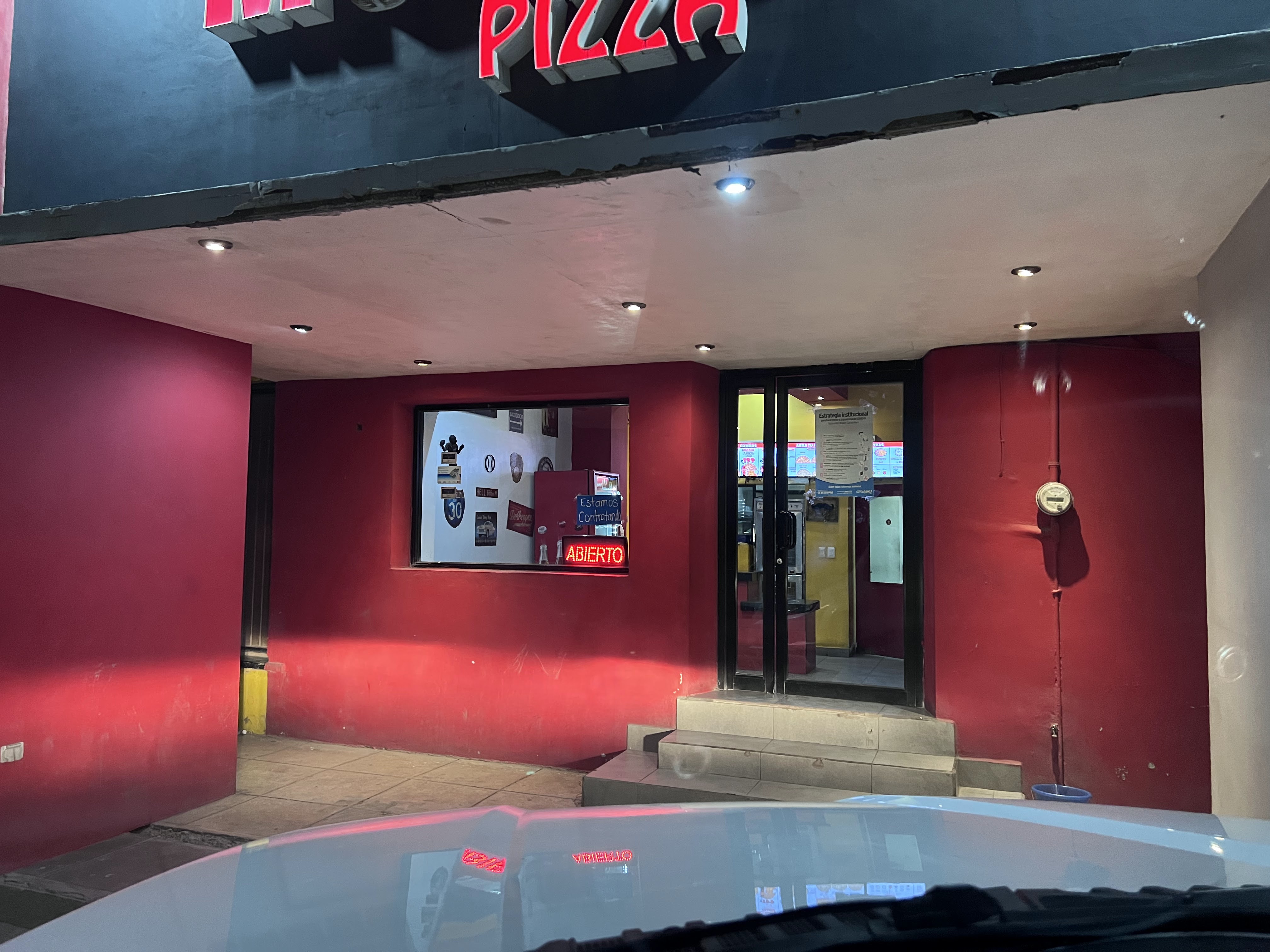 Mostachos Pizza image 4