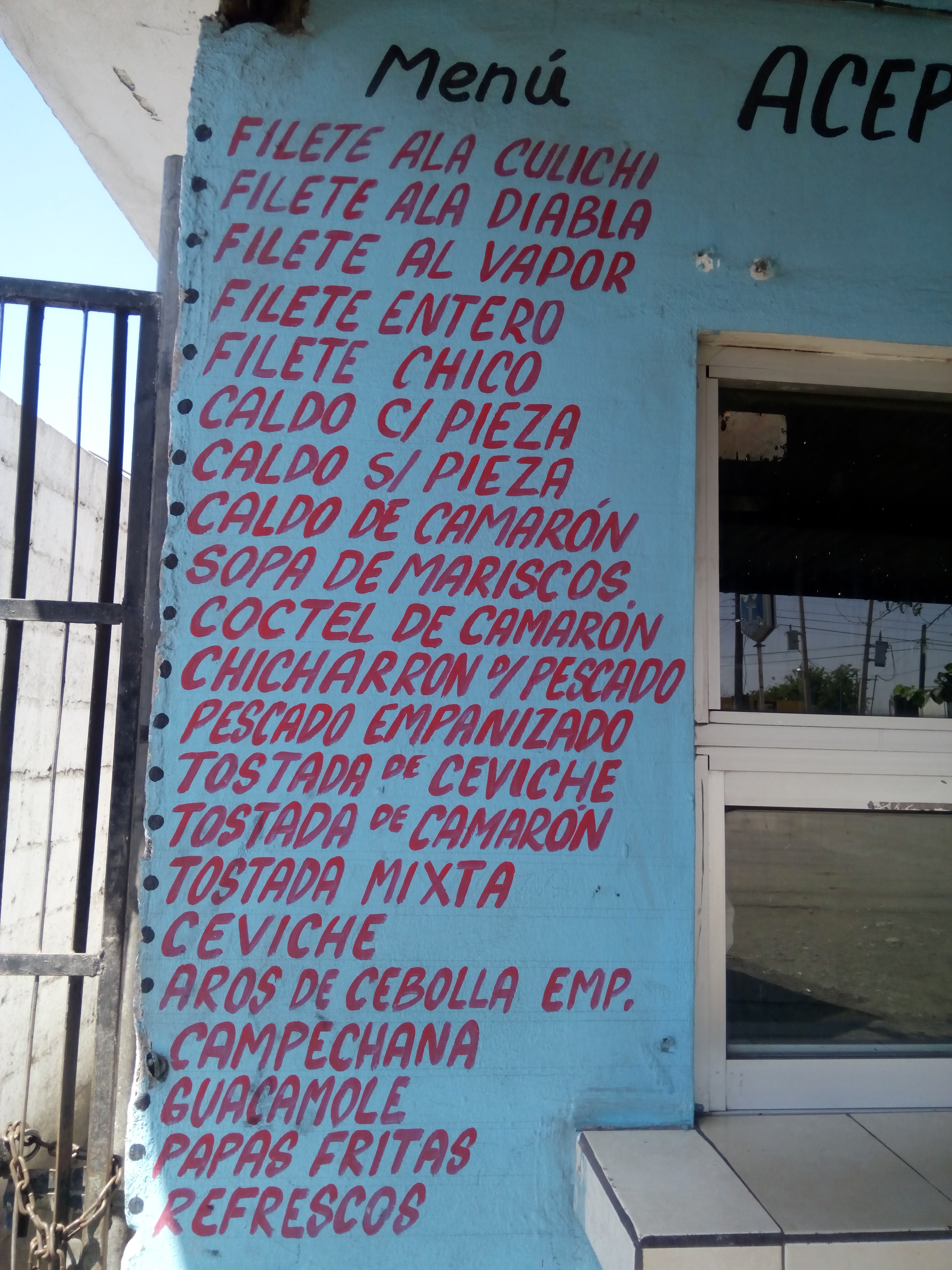 PESCADERIA EL DELFIN image 10