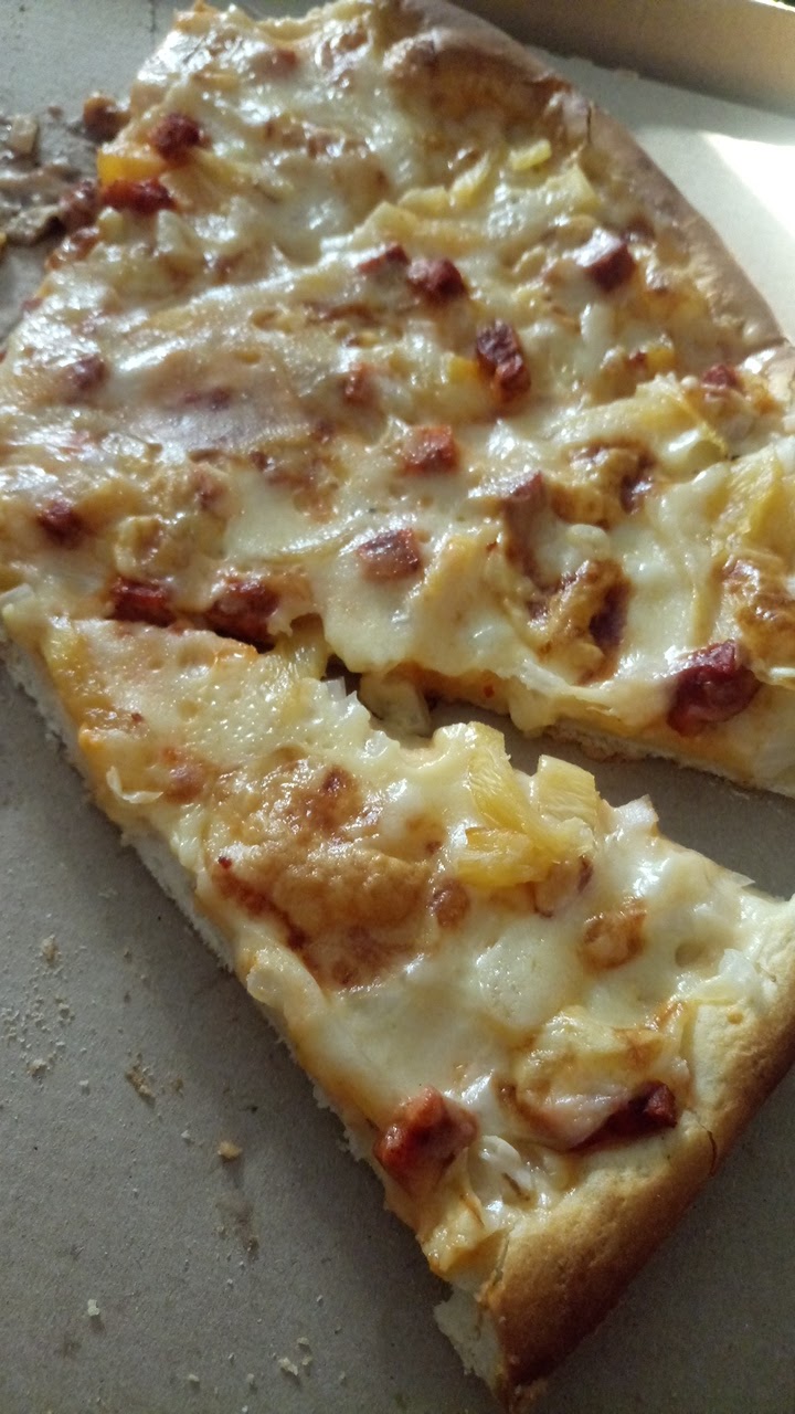 Rickis Pizzas Don Rene image 10