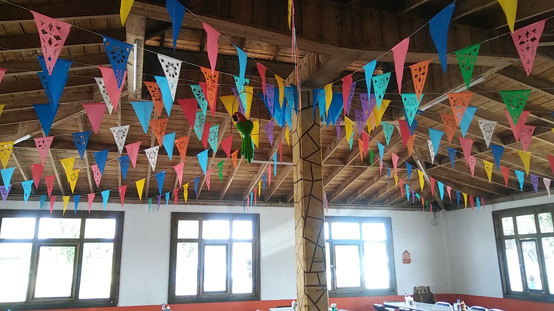 Pollos a la leña el patrón. image 1