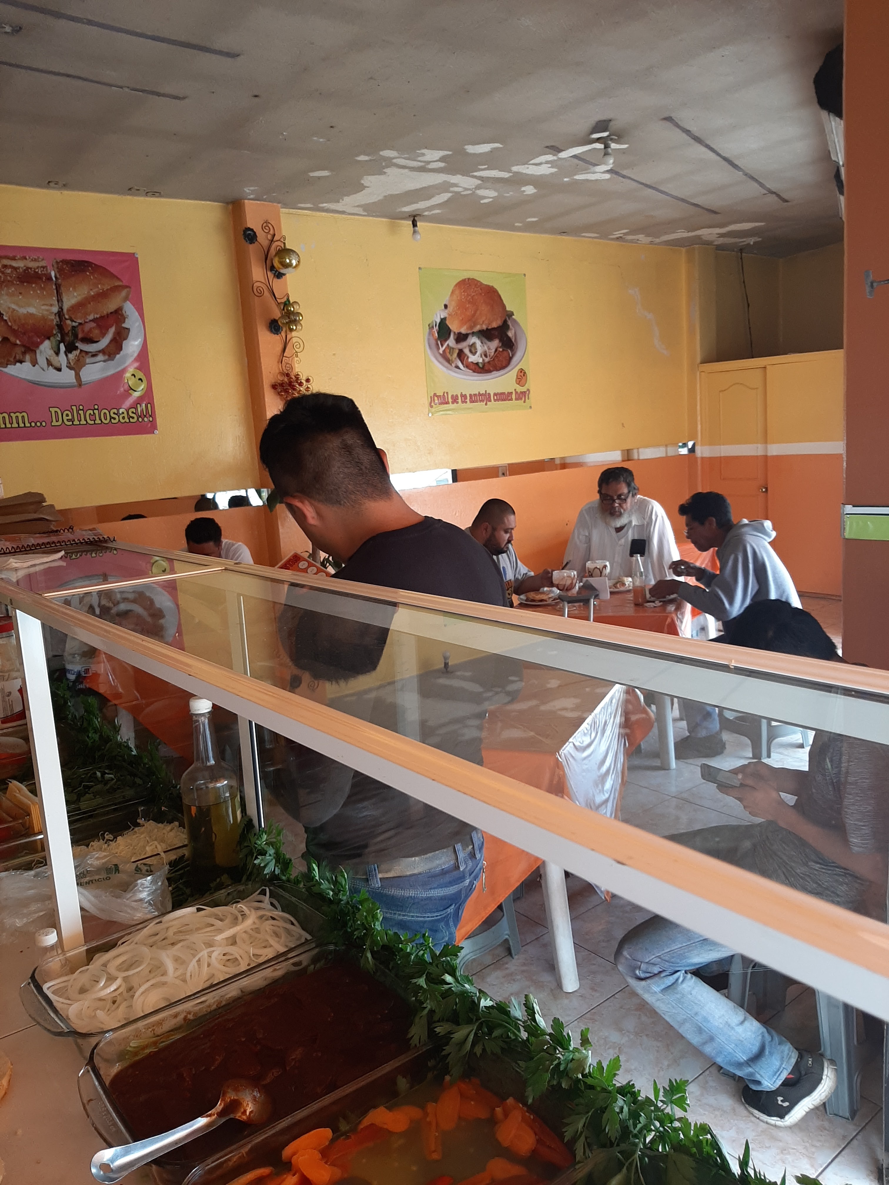 Cemitas y Tortas Planchadas Yudai image 1