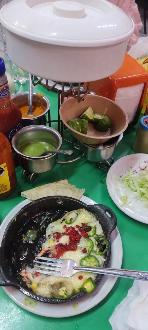 Taquería los magueyes image 4
