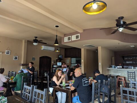 La Cabaña Restaurant image 4