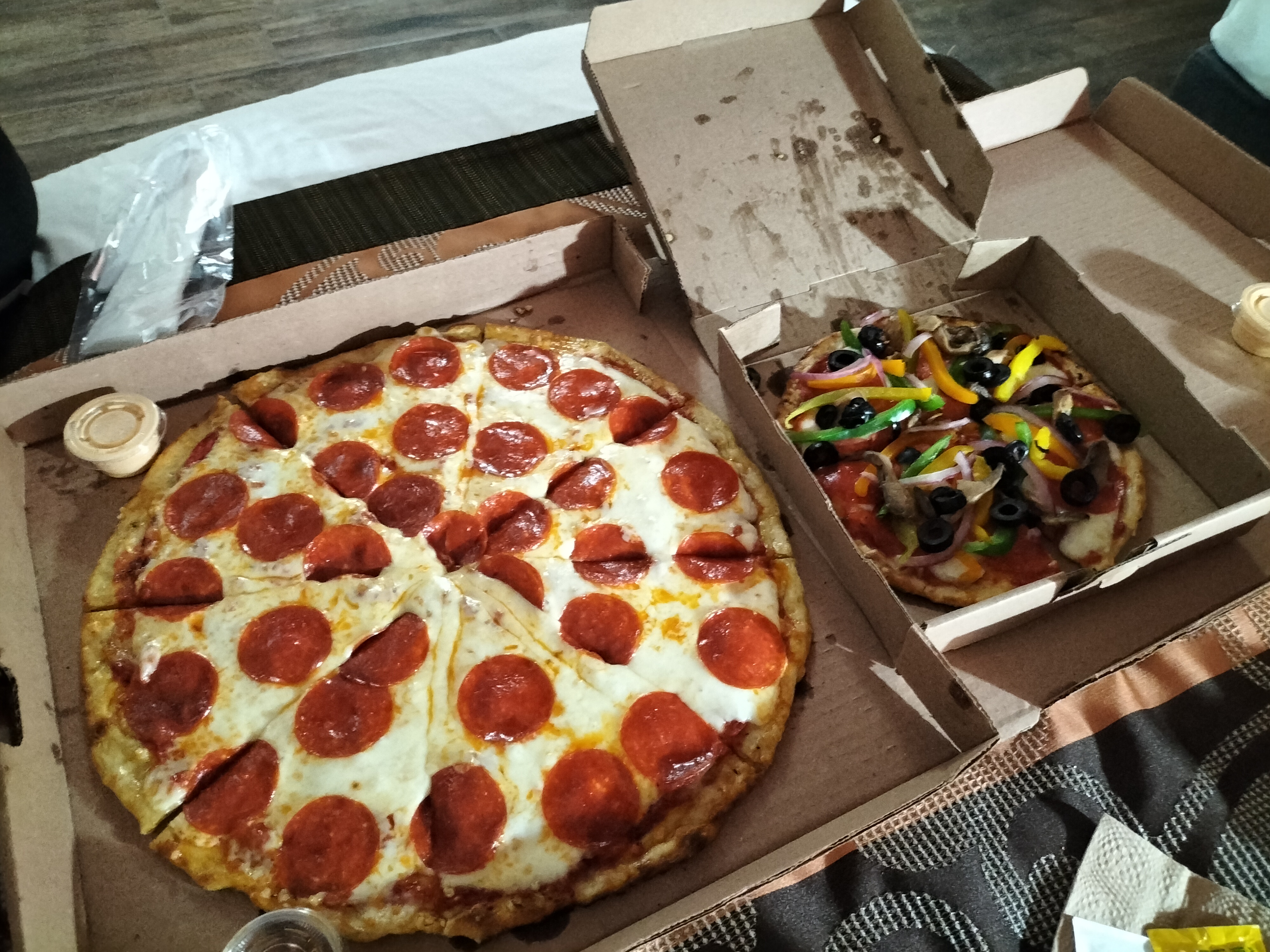 Love Breakfast Pizzas & Wings image 3