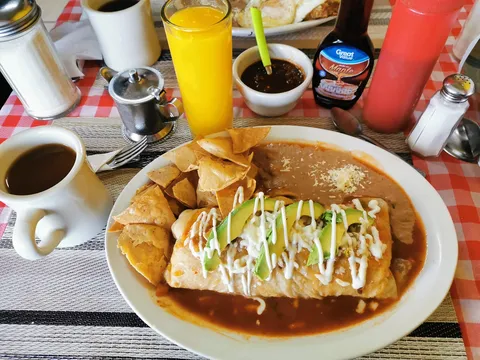 El Molcajete rest image 5