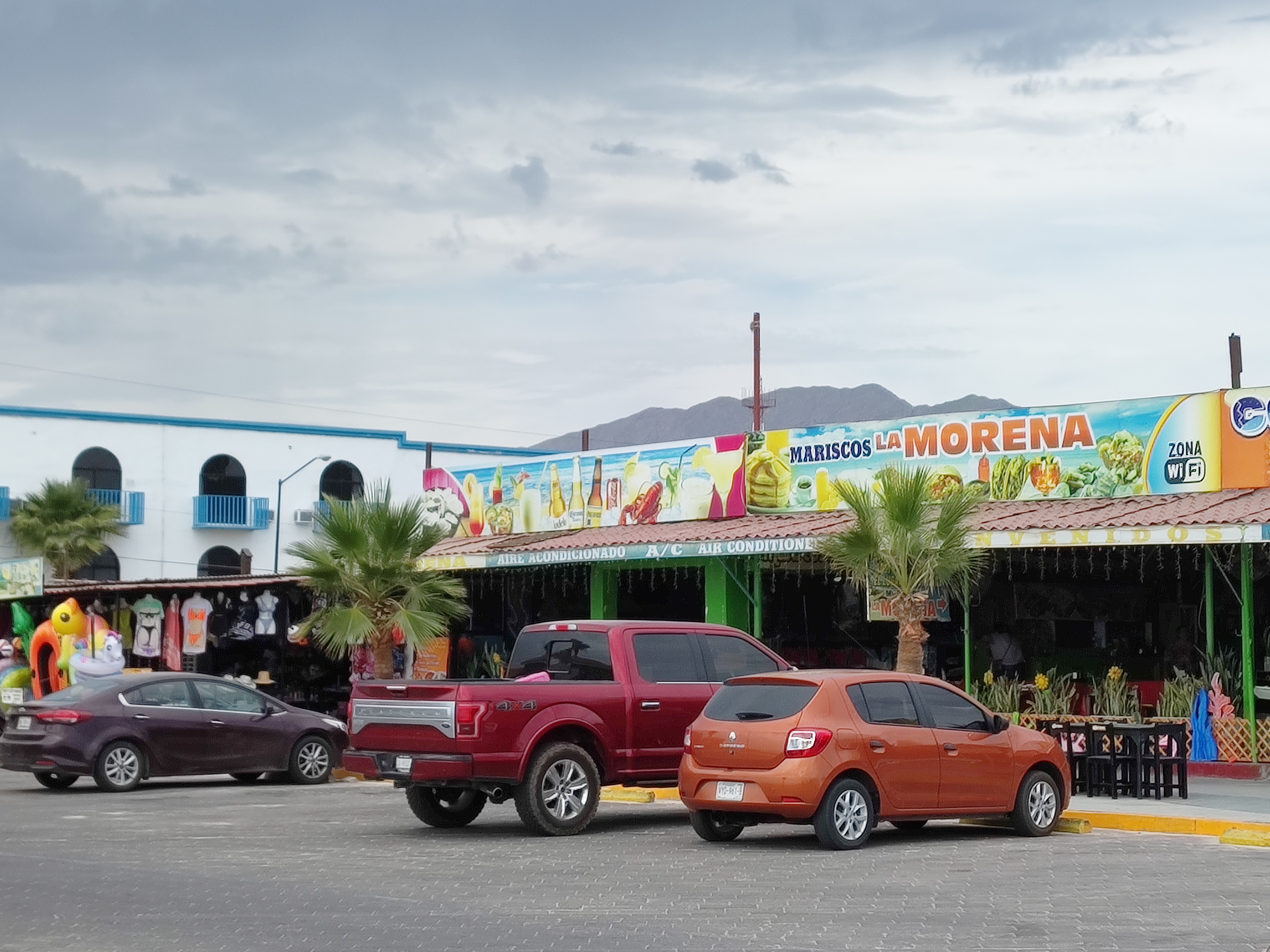 Mariscos La Morena image 1