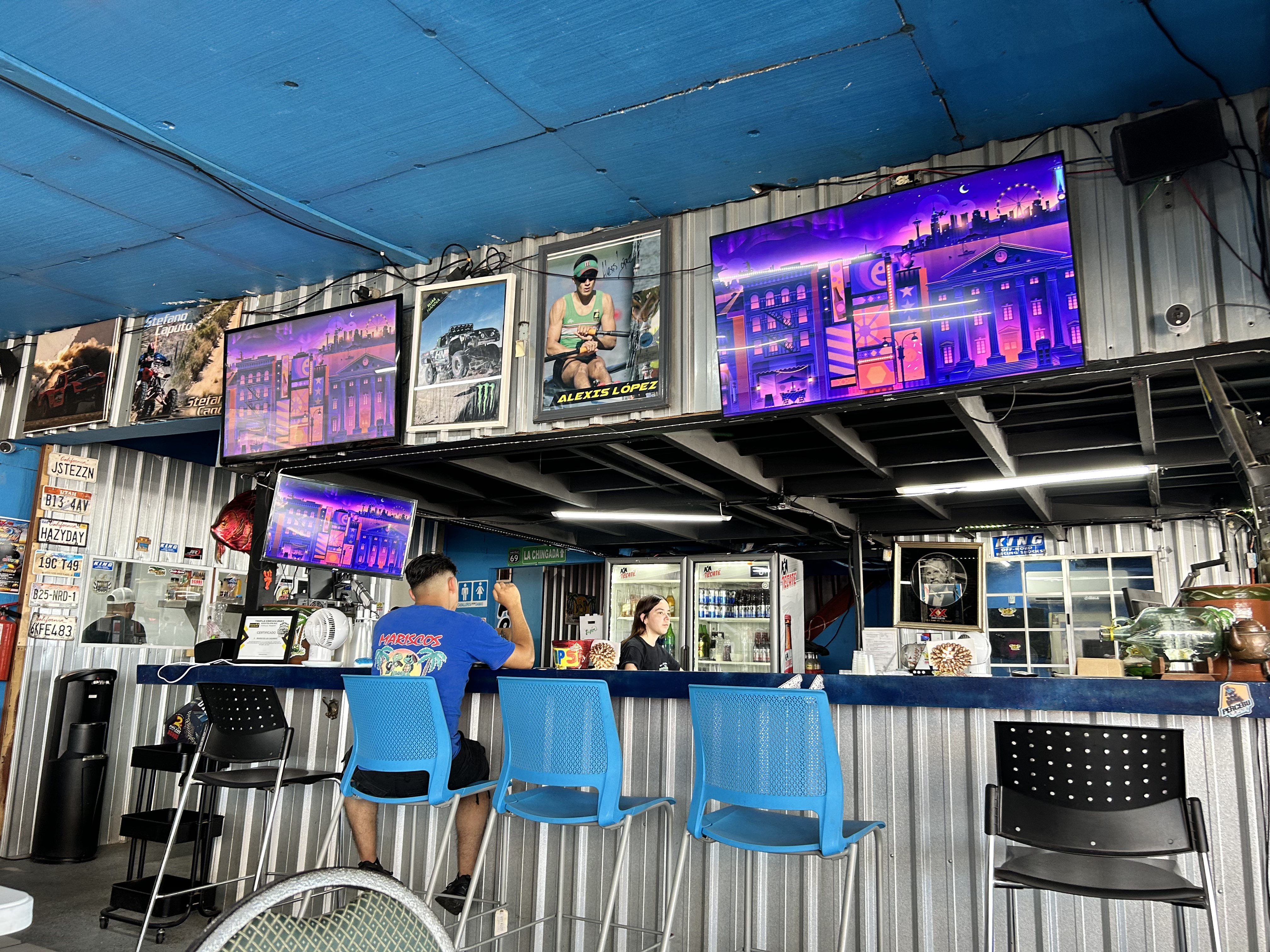 Las Caguamas image 8