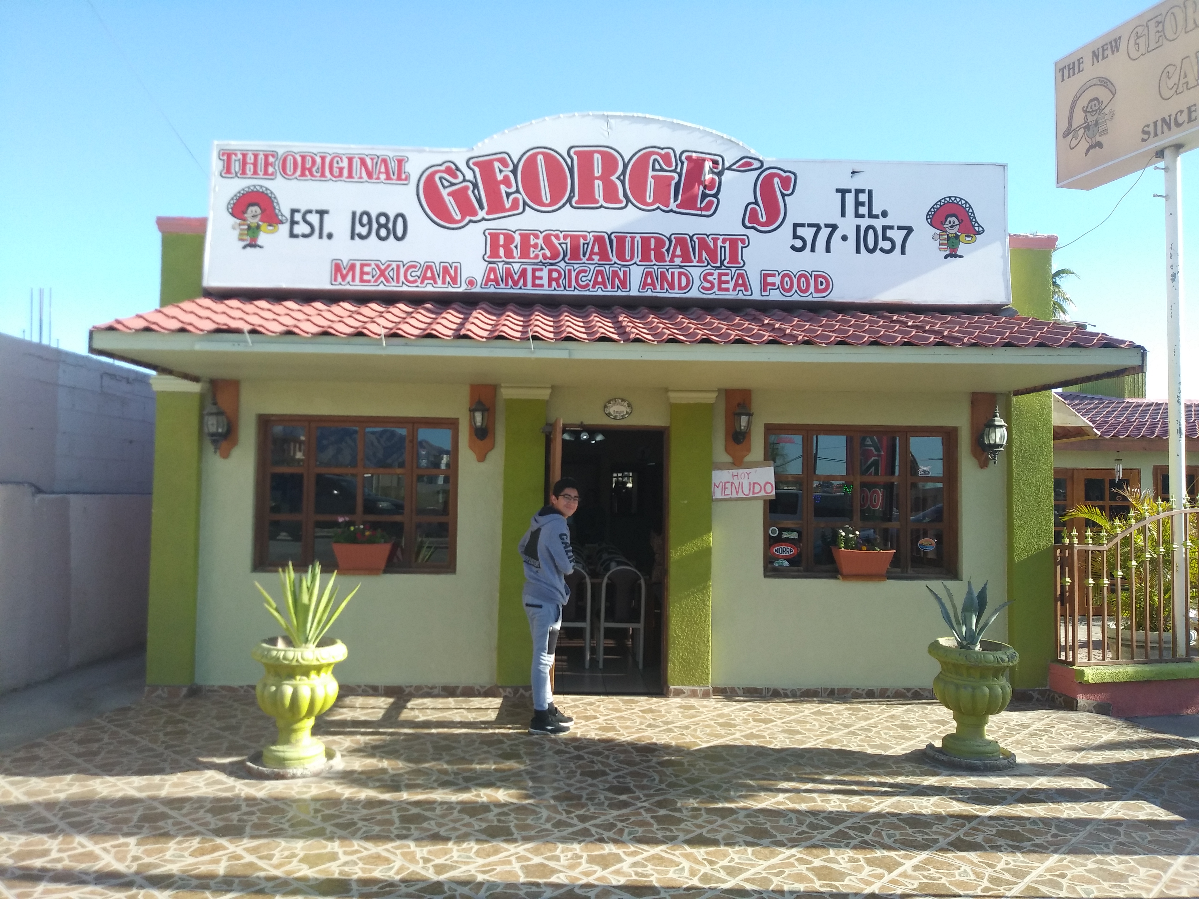 New George´s Café image 1