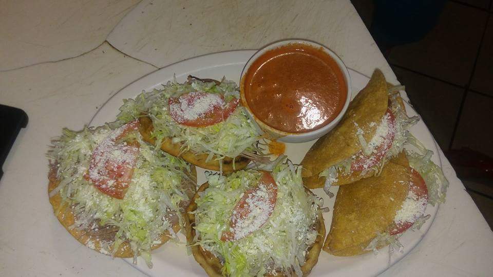 Francis's Diner image 10