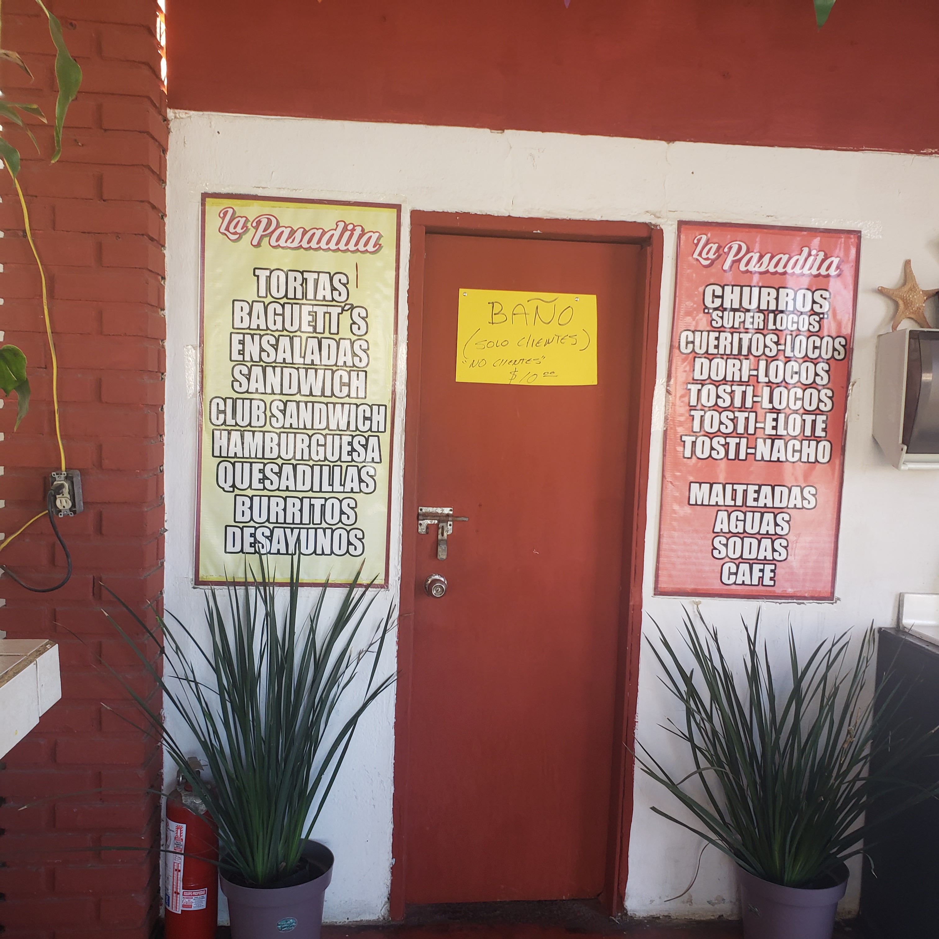 Tortas La Pasadita image 9