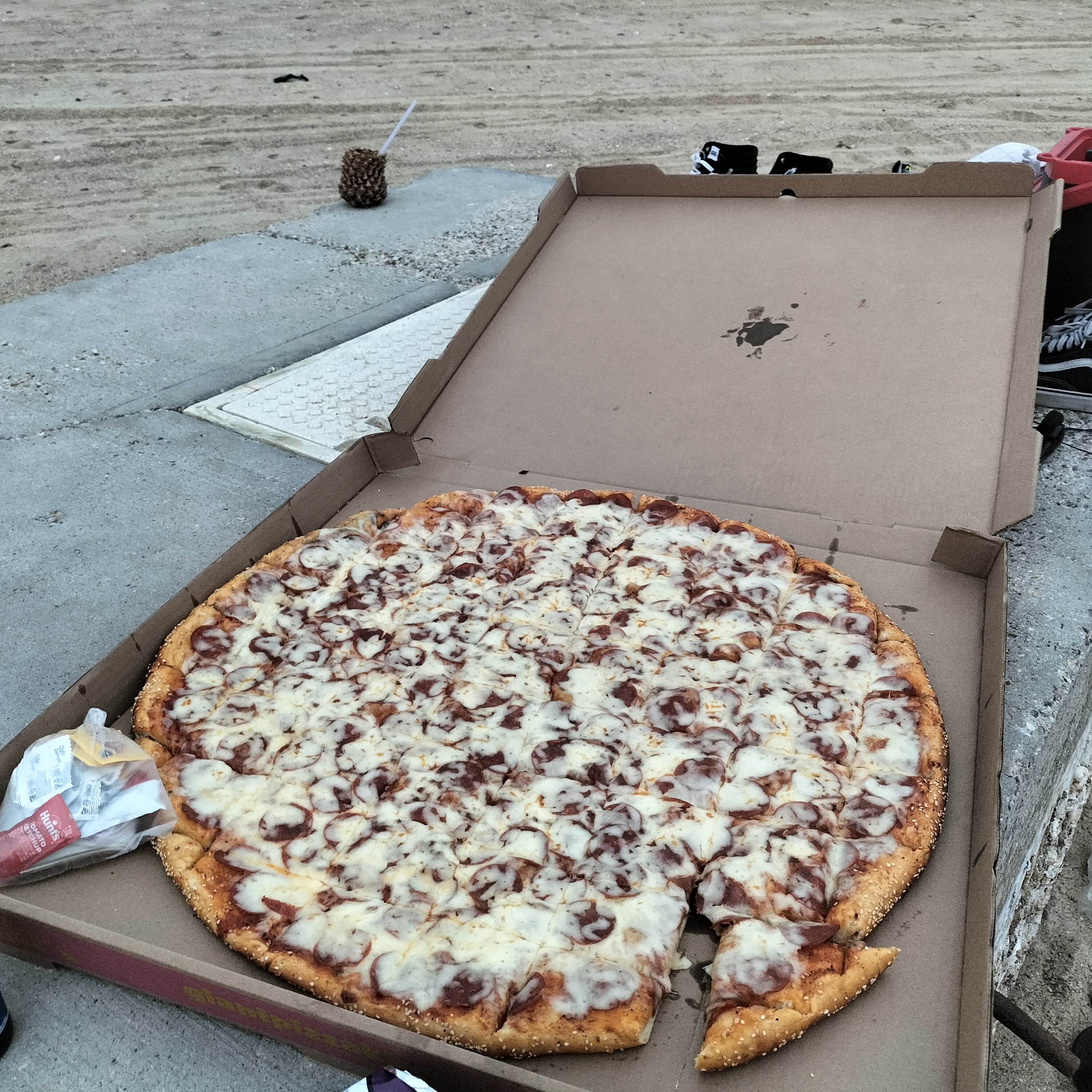 Rabbit Pizza 2 image 2