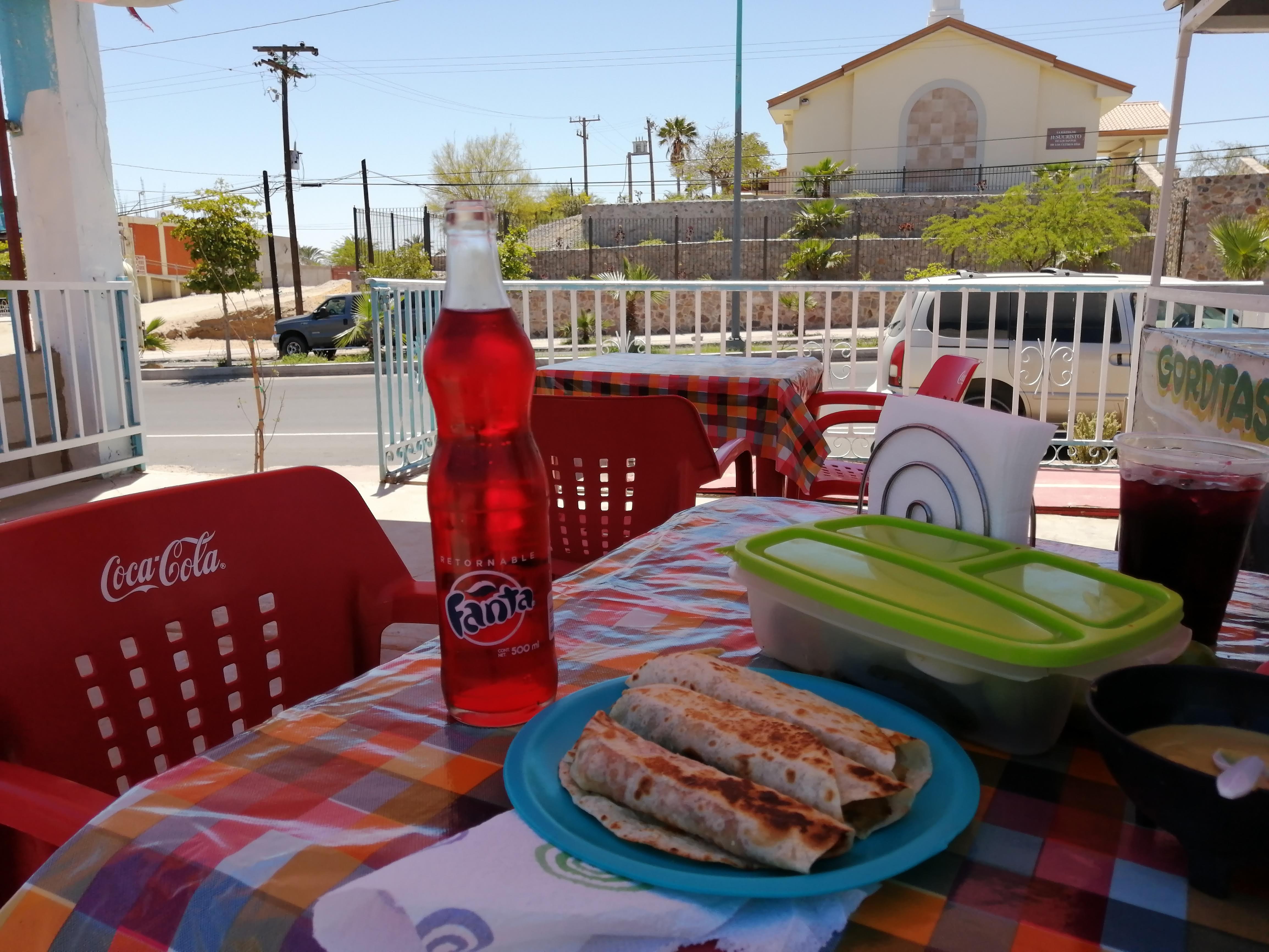 Gorditas "el rincóncito del Santos" image 4