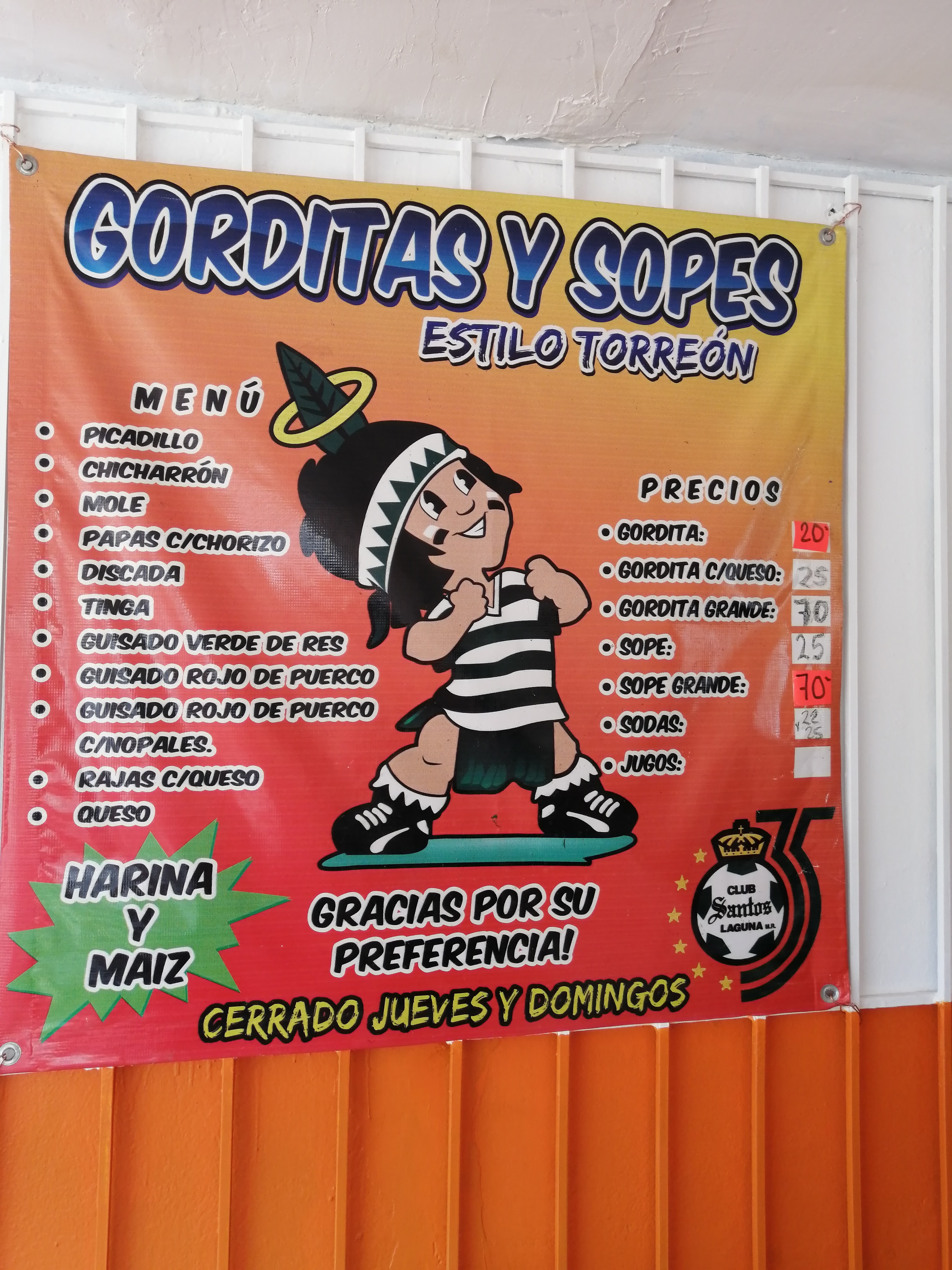 Gorditas "el rincóncito del Santos" image 7