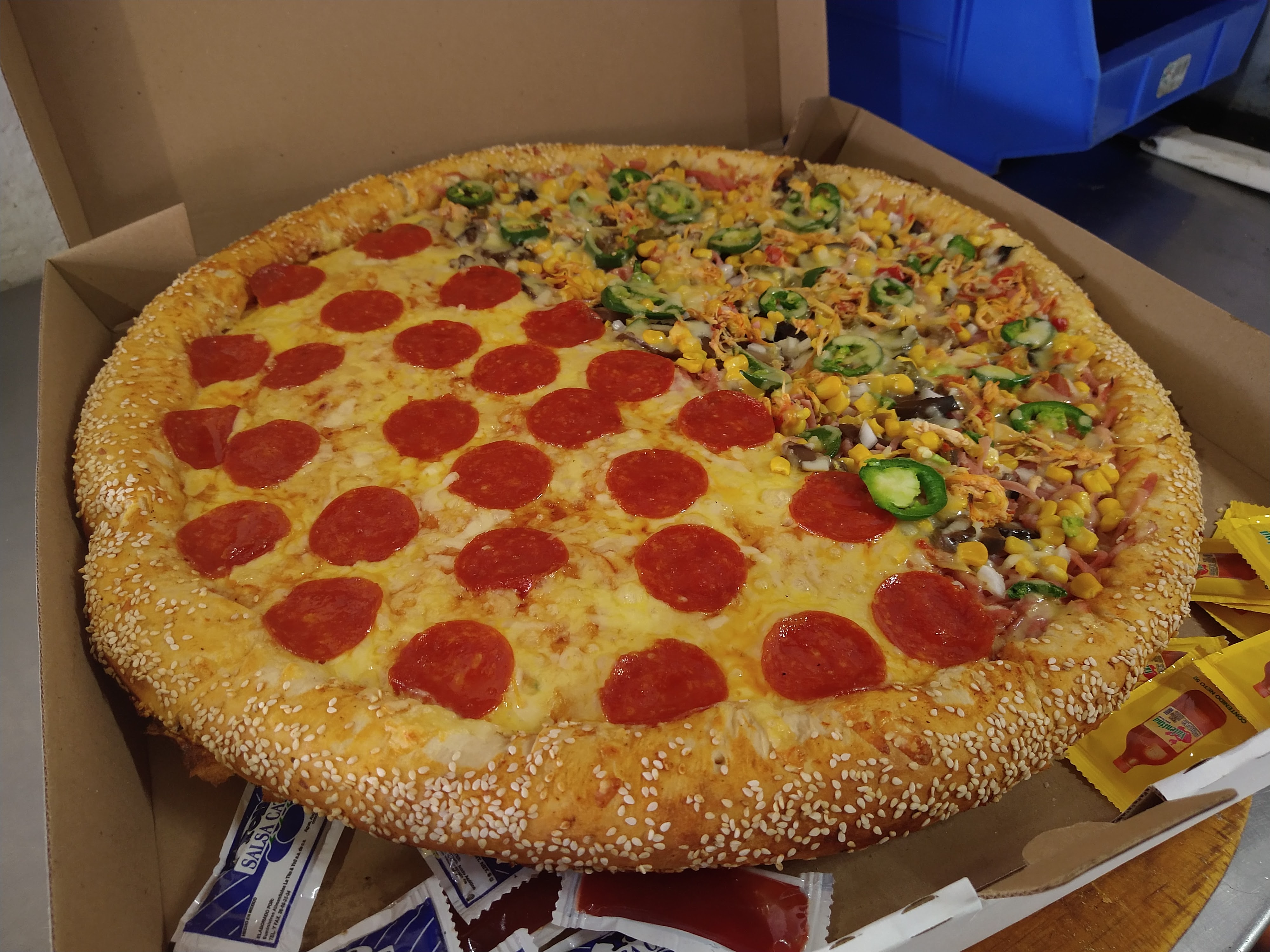 PIZZAS YEIKIS image 6