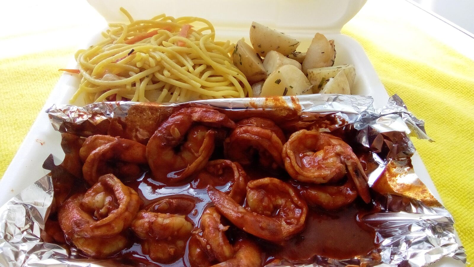 KRAKEN Sushi & Boneless image 4