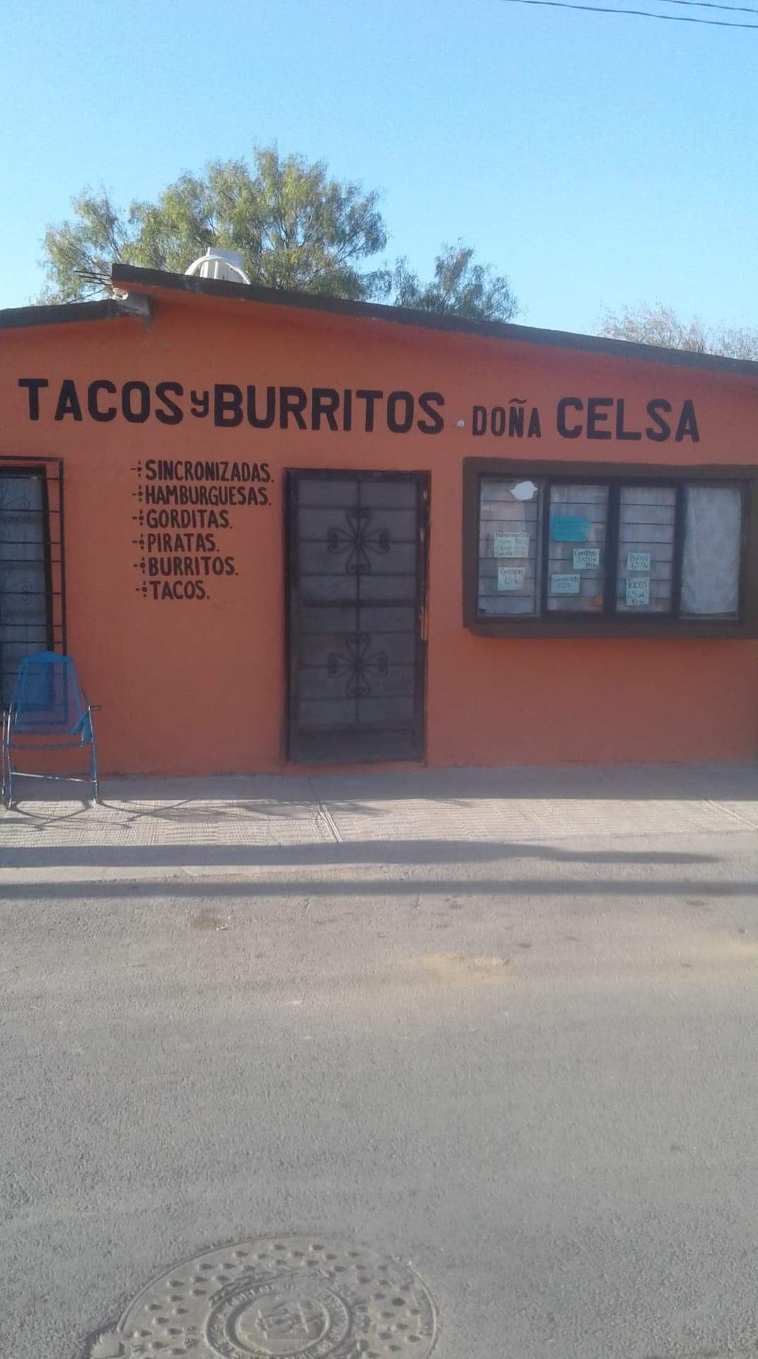 Tacos y burritos "Doña Celsa". image 1