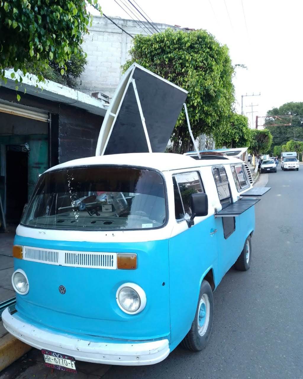 Brothers Ribs & Wings And Burgers image 7