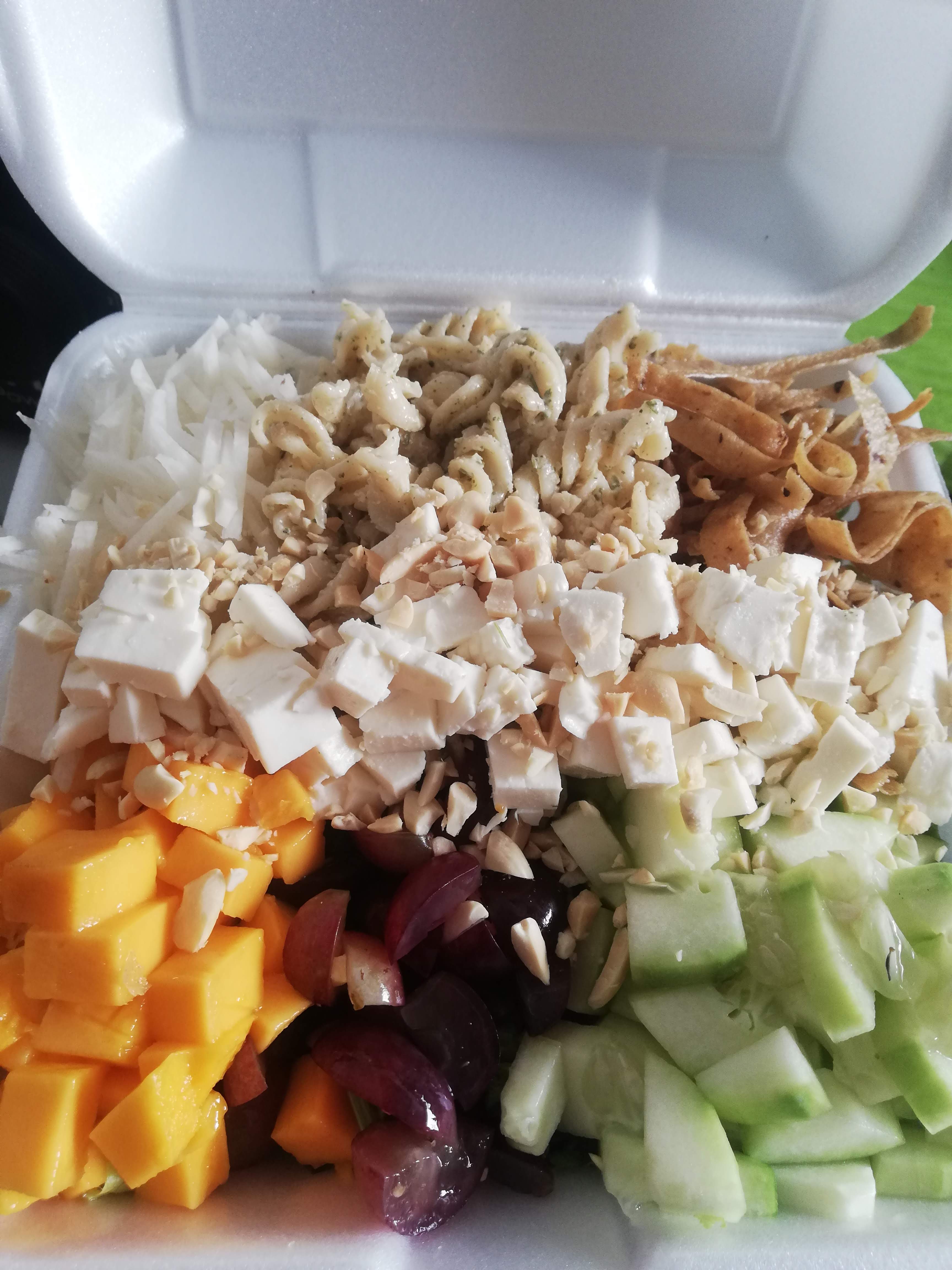 Er'z food and drinks image 6