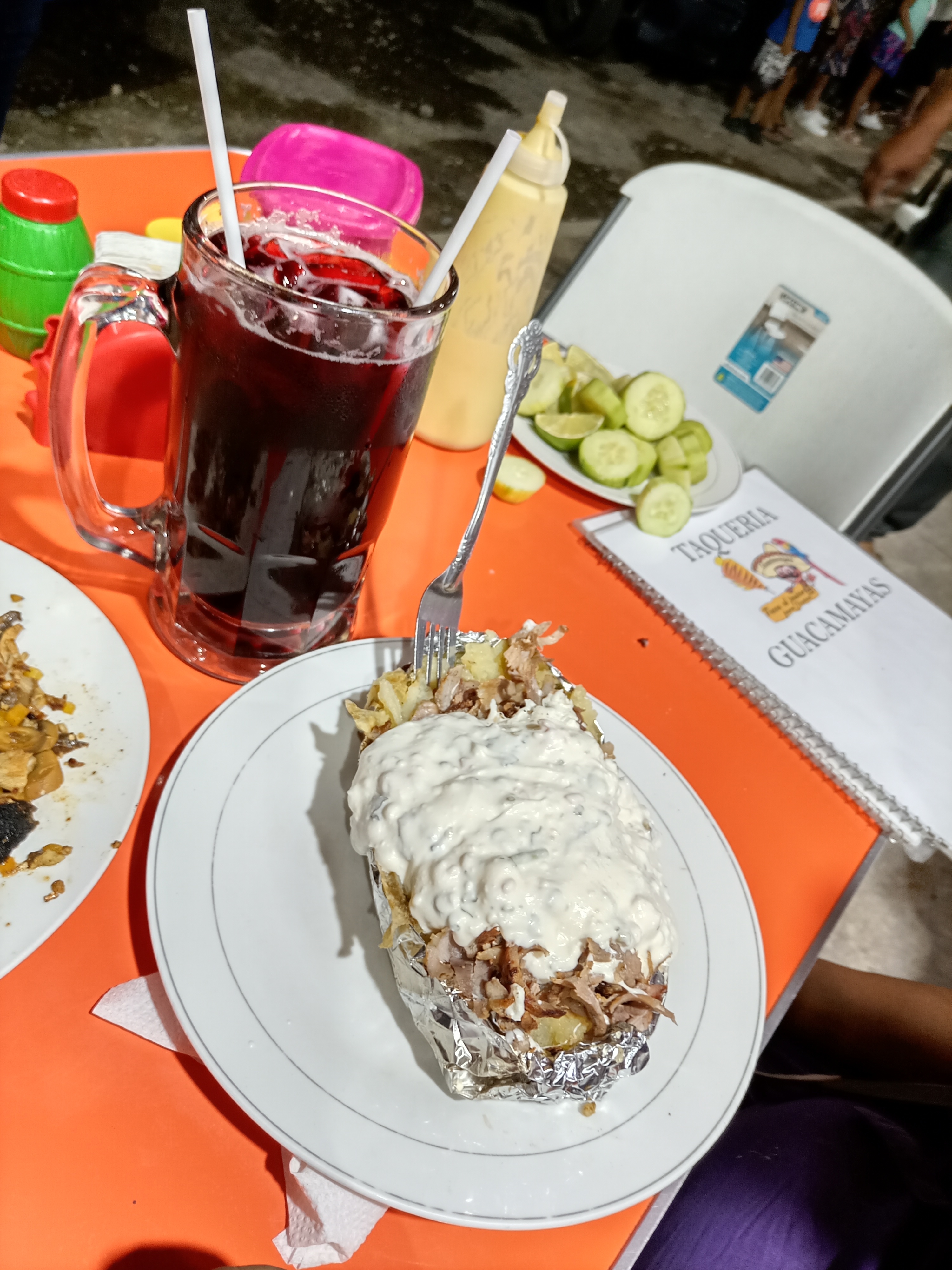 Taquería Las guacamayas image 2