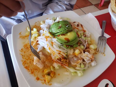 Mariscos Chon image 7