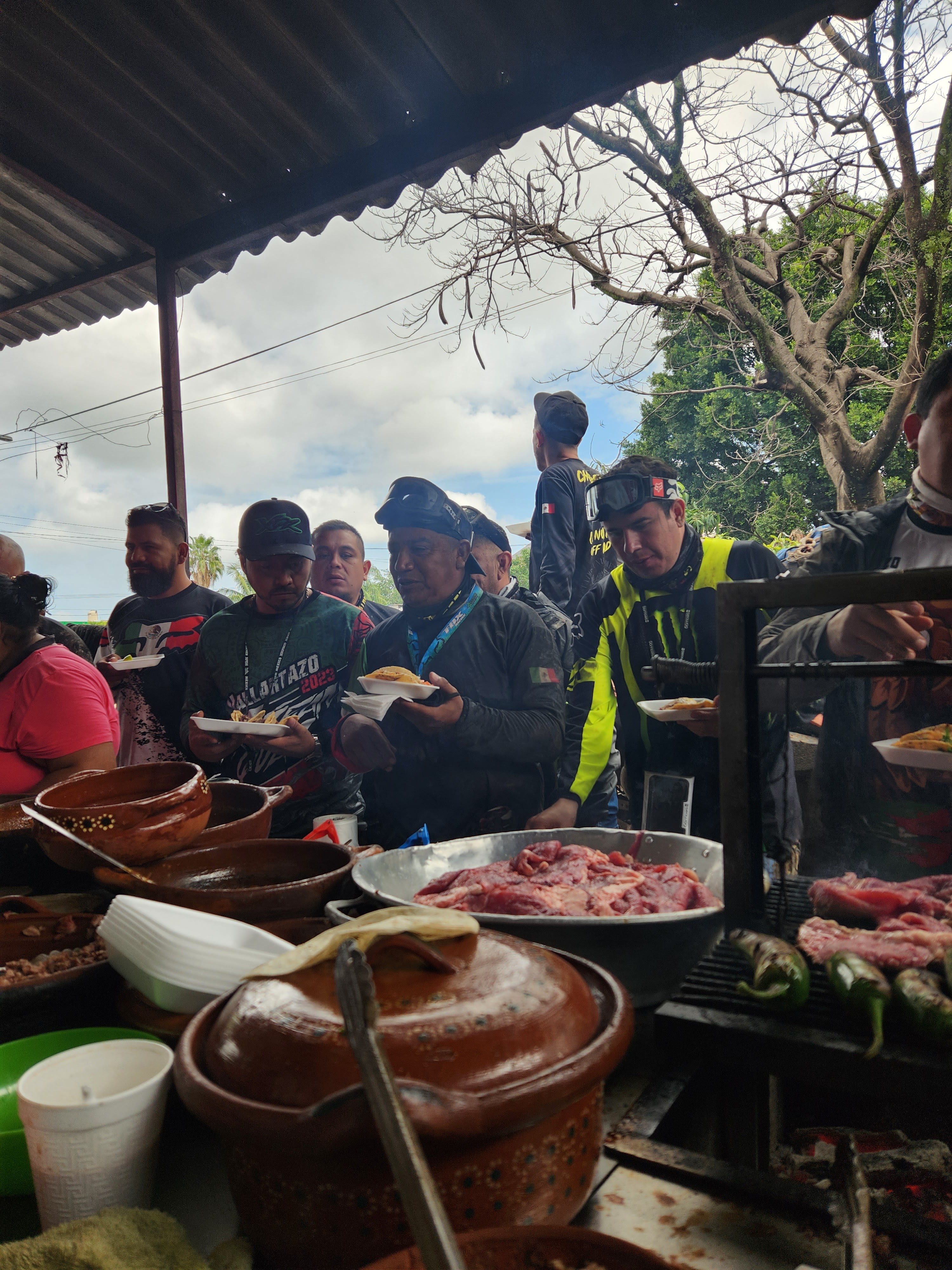 Tacos a un lado de la Secundaria image 2