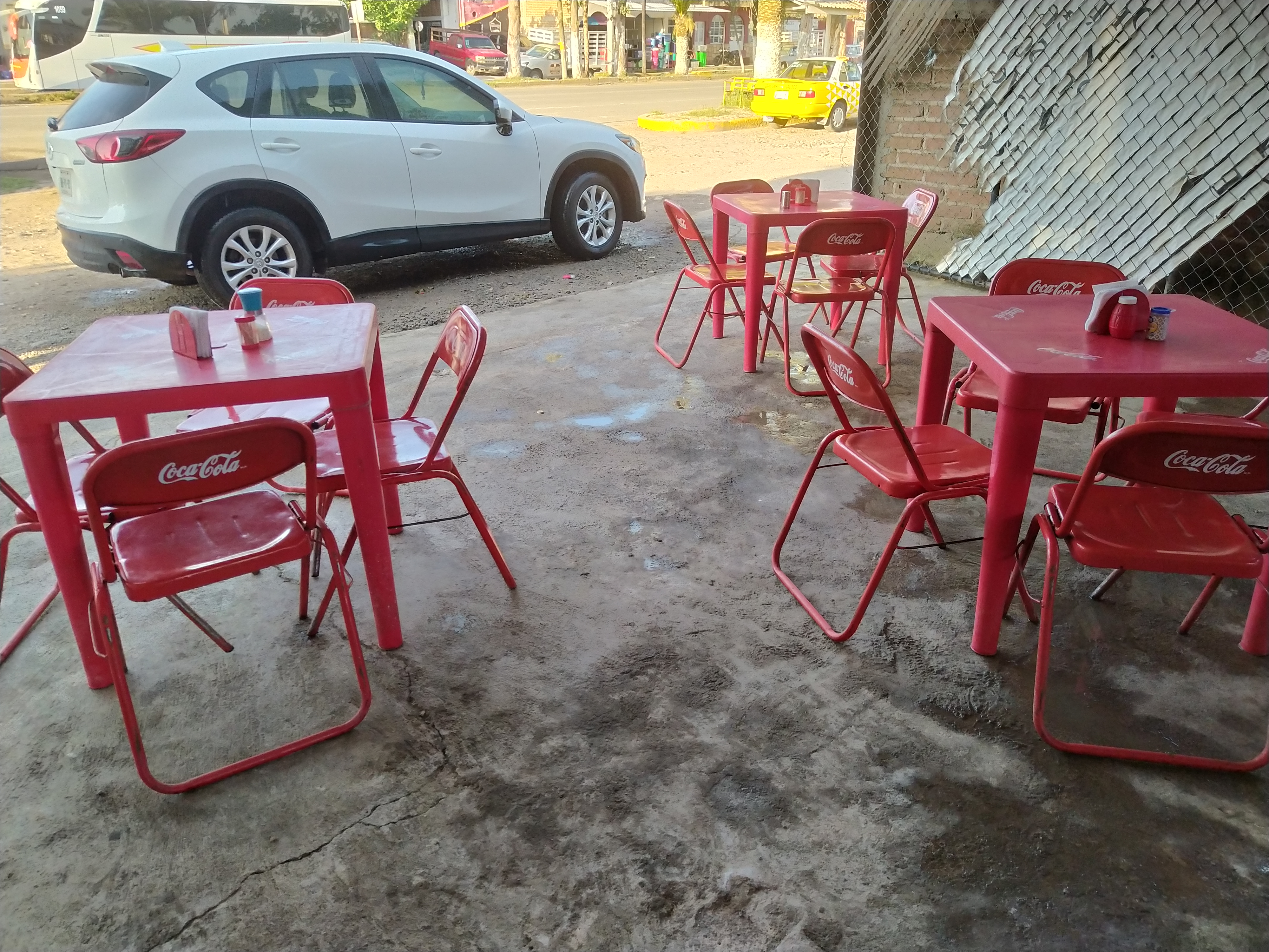 Súper Tacos Linares image 1