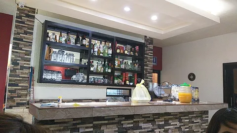 Mariscos el Junior image 1